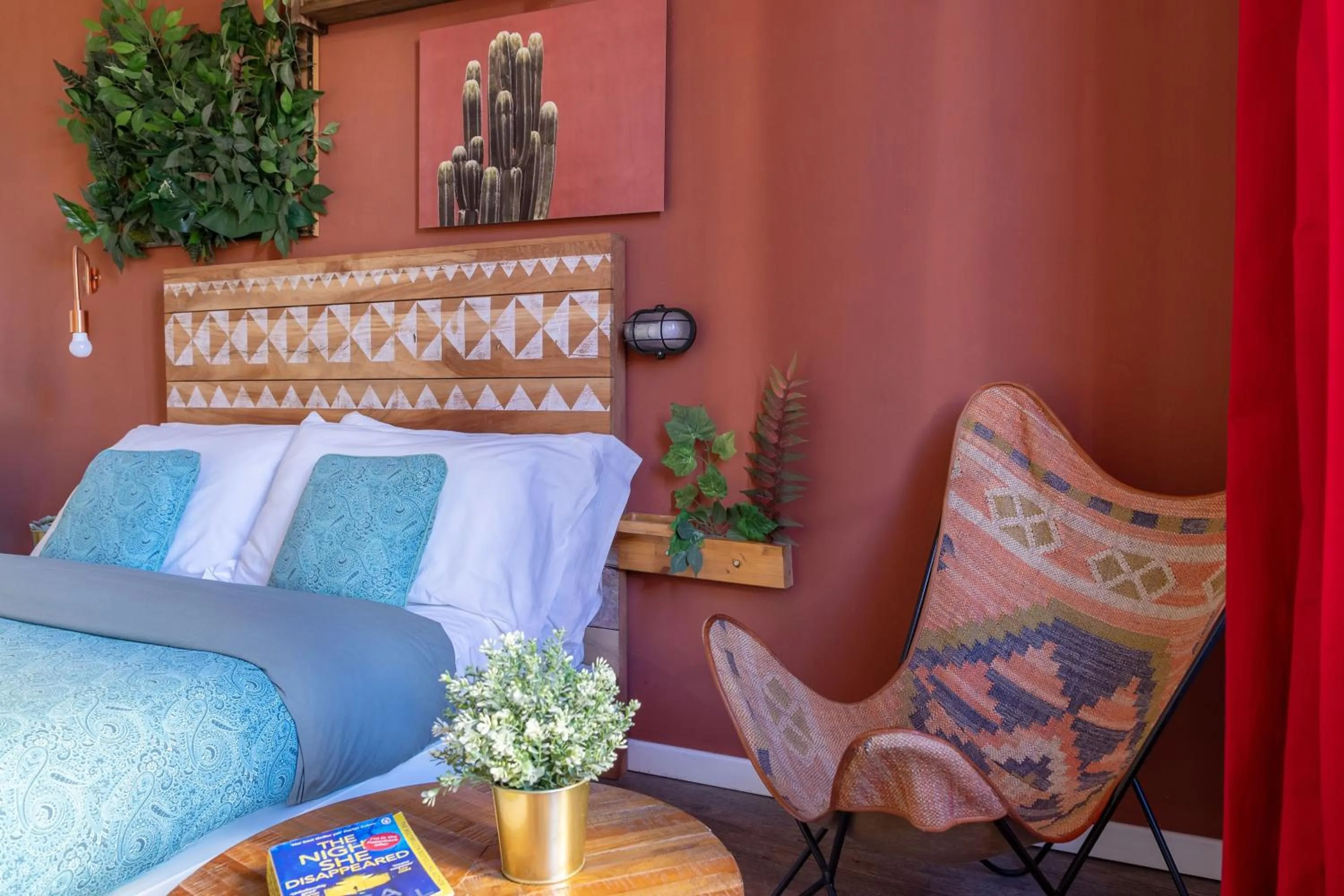 Decorative detail, Bed in Coderooms