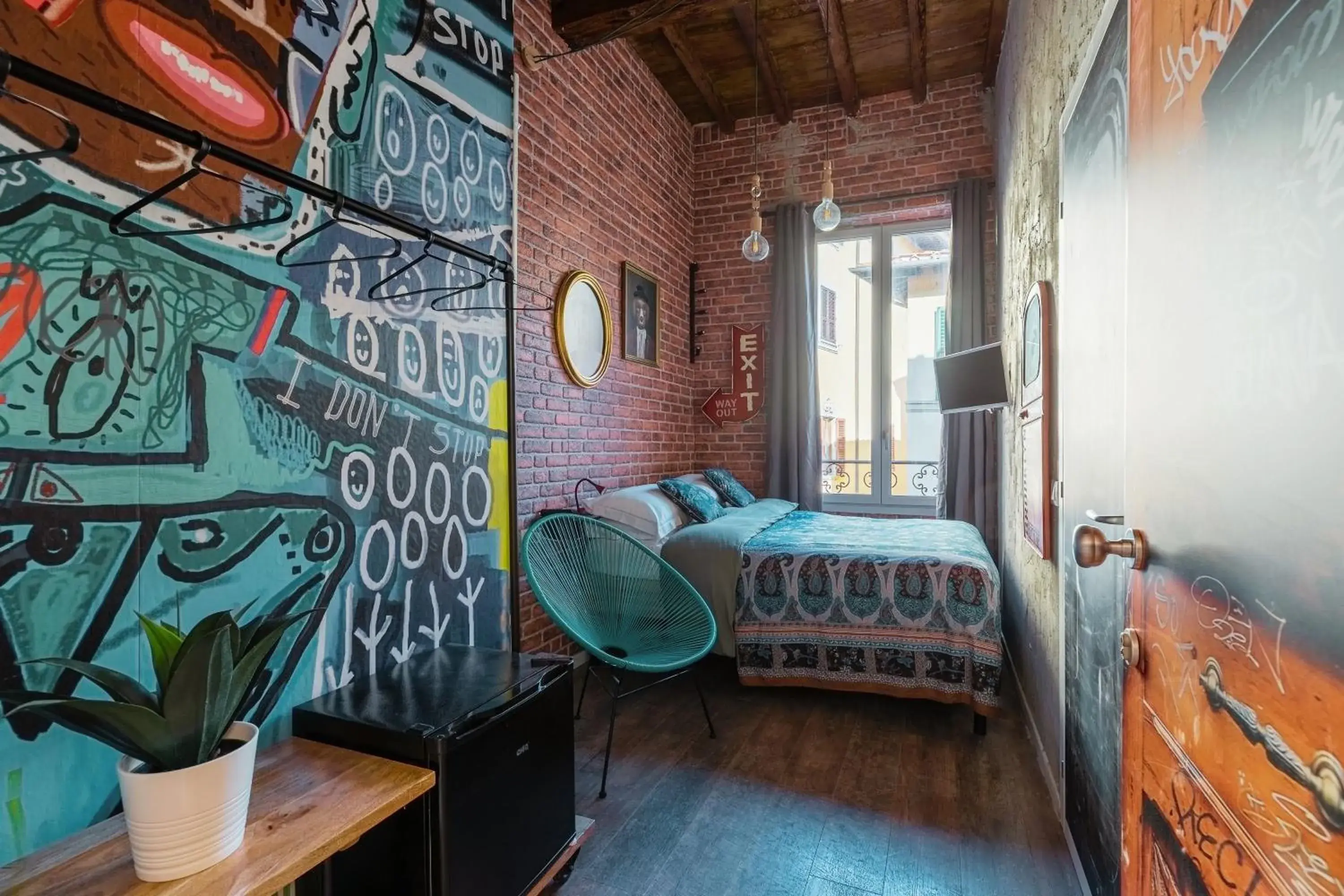 Small Double Room in Coderooms Small Double Room in Coderooms