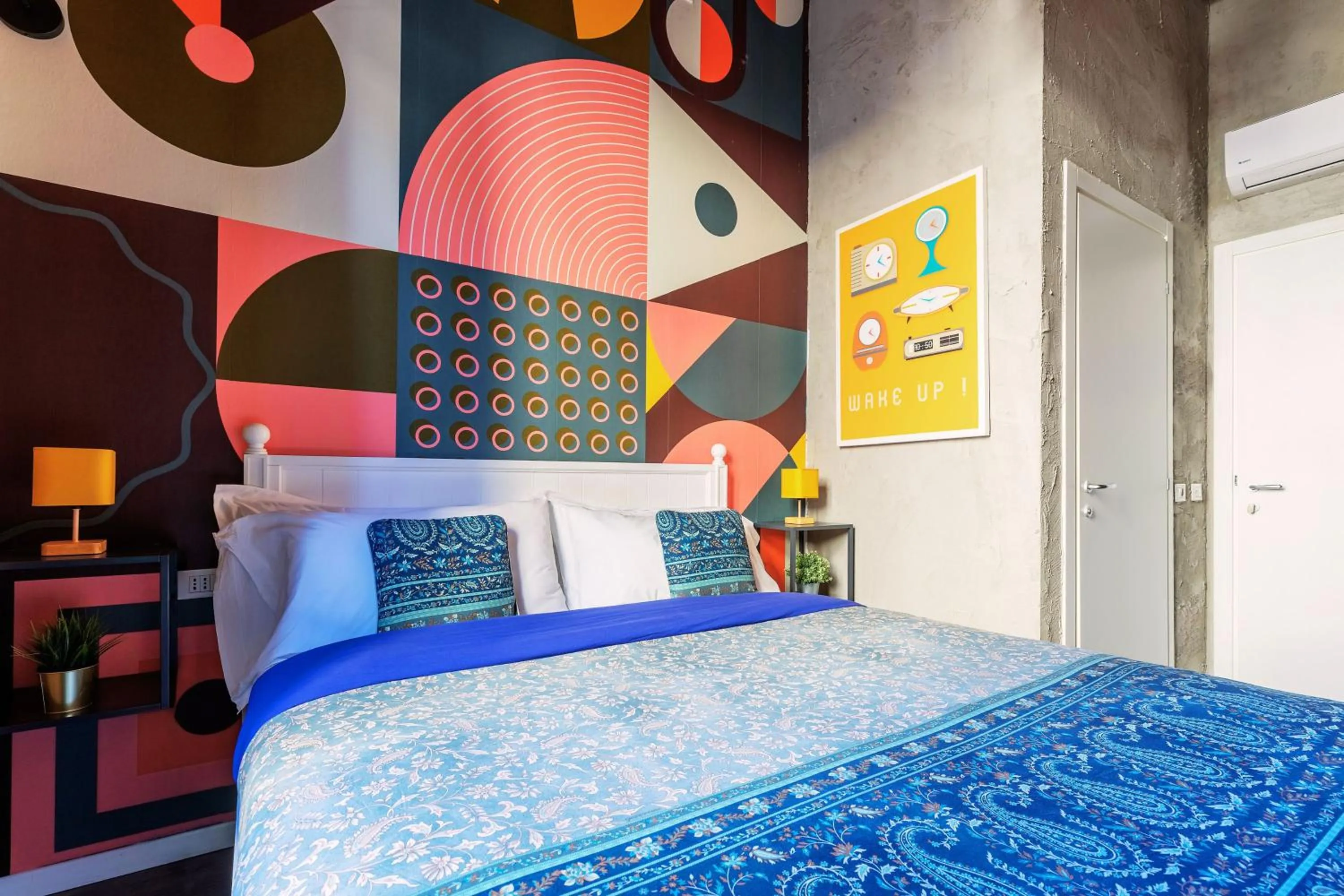 Bedroom, Bed in Coderooms