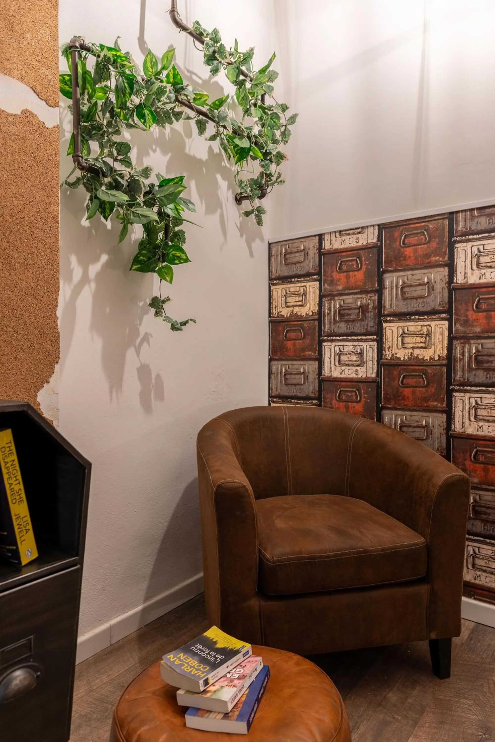 Decorative detail in Coderooms