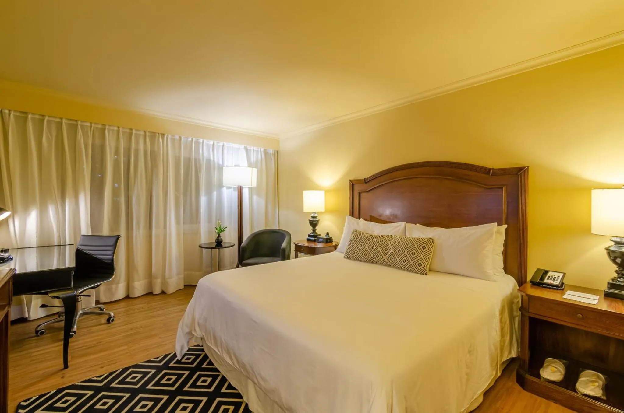 Photo of the whole room, Bed in InterContinental Medellin - Movich by IHG