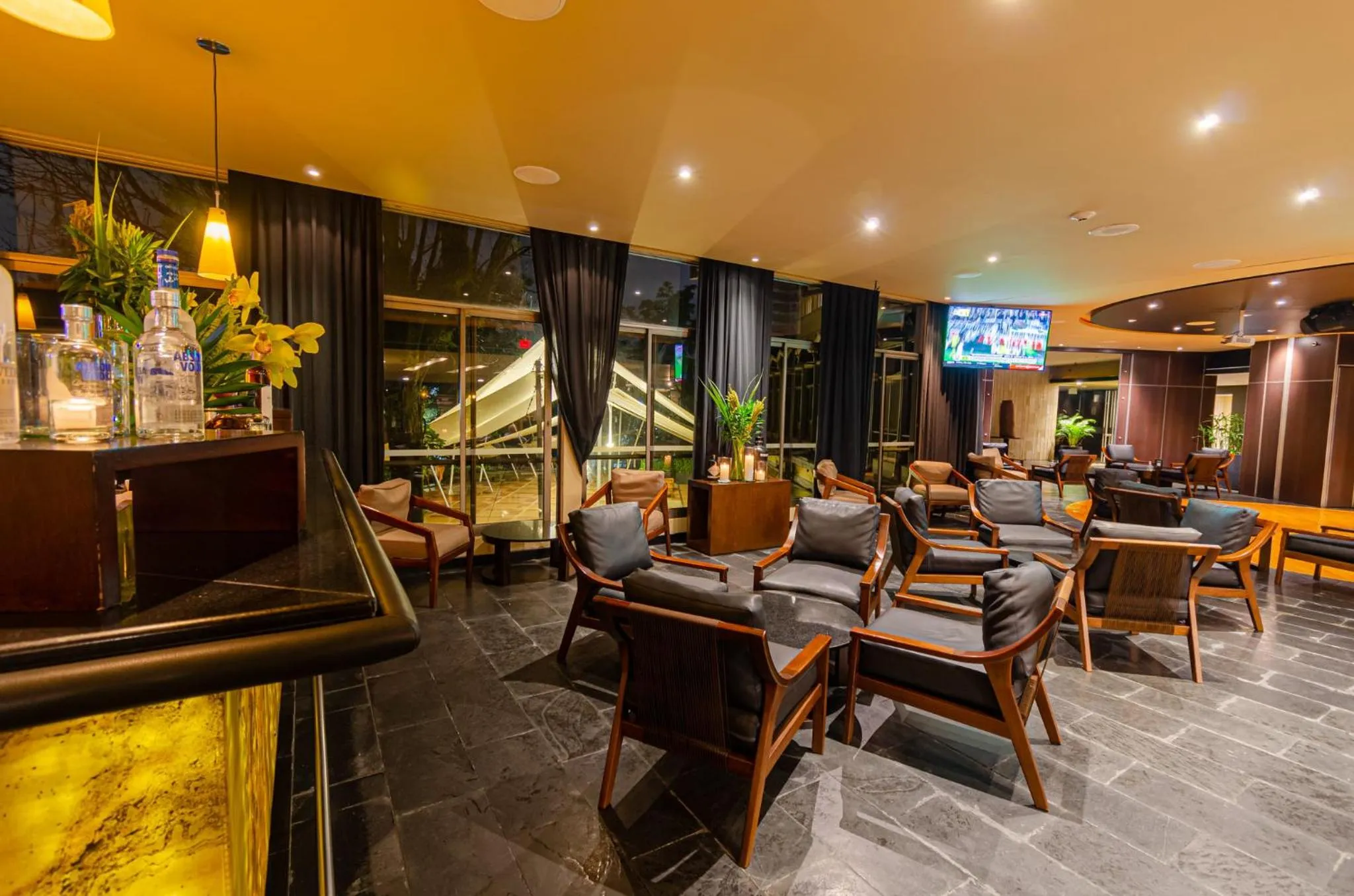 Lounge or bar in InterContinental Medellin - Movich by IHG