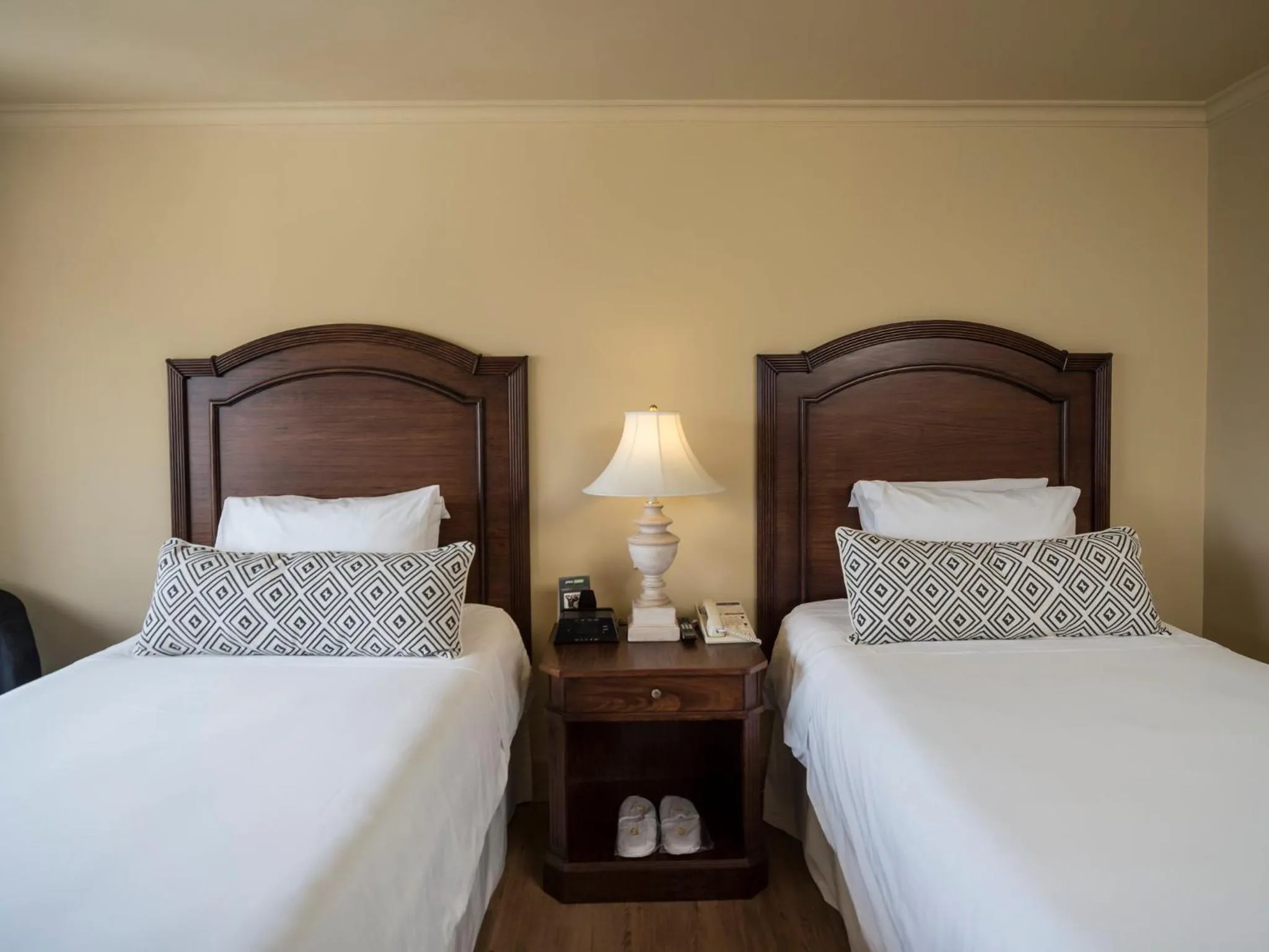 Photo of the whole room, Bed in InterContinental Medellin - Movich by IHG