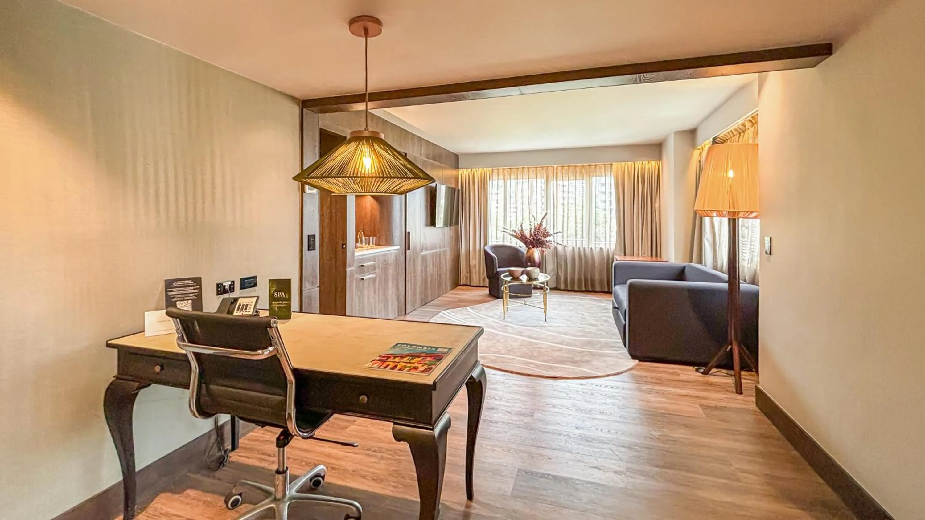 Photo of the whole room in InterContinental Medellin - Movich by IHG