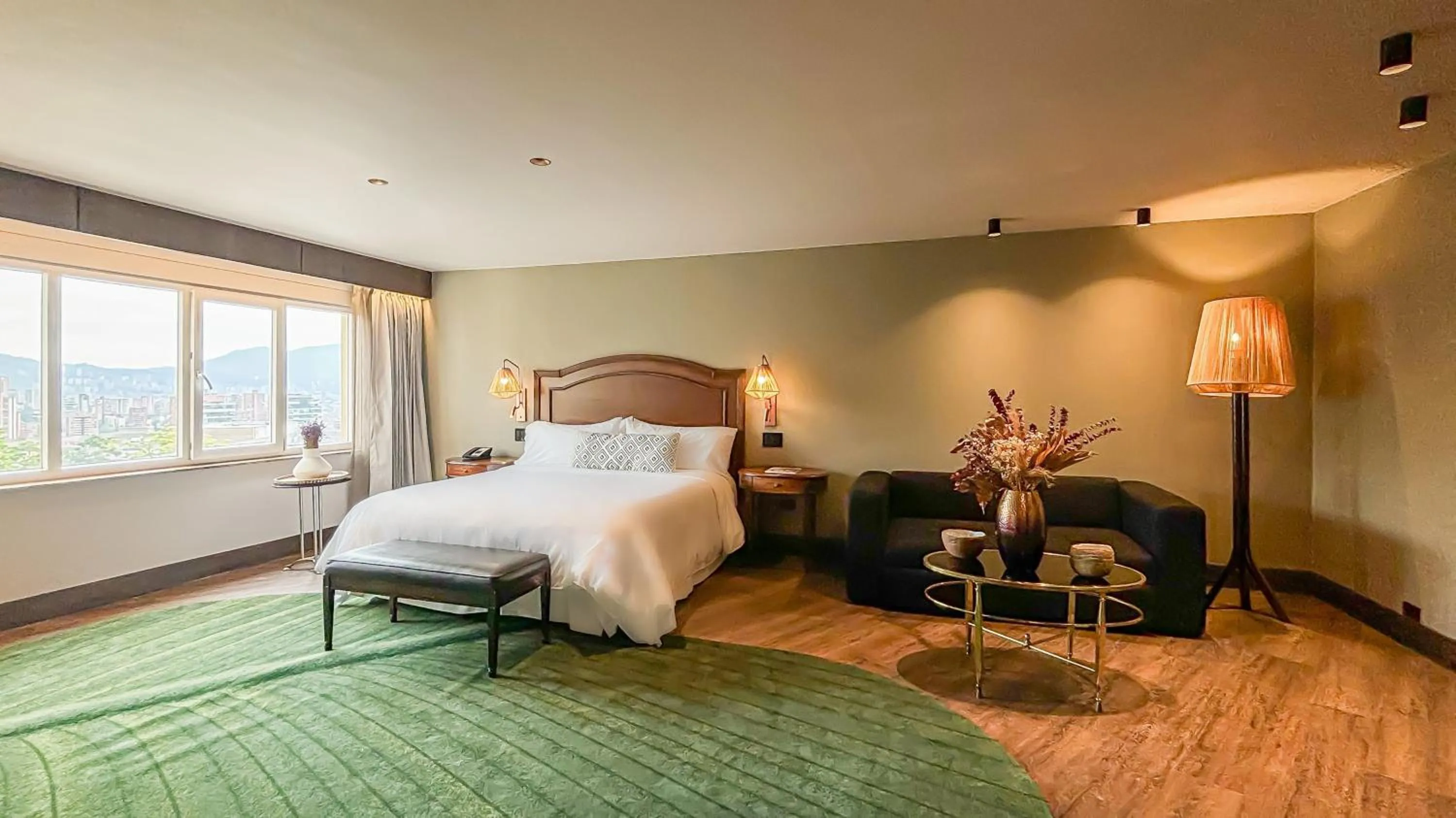 Photo of the whole room, Bed in InterContinental Medellin - Movich by IHG