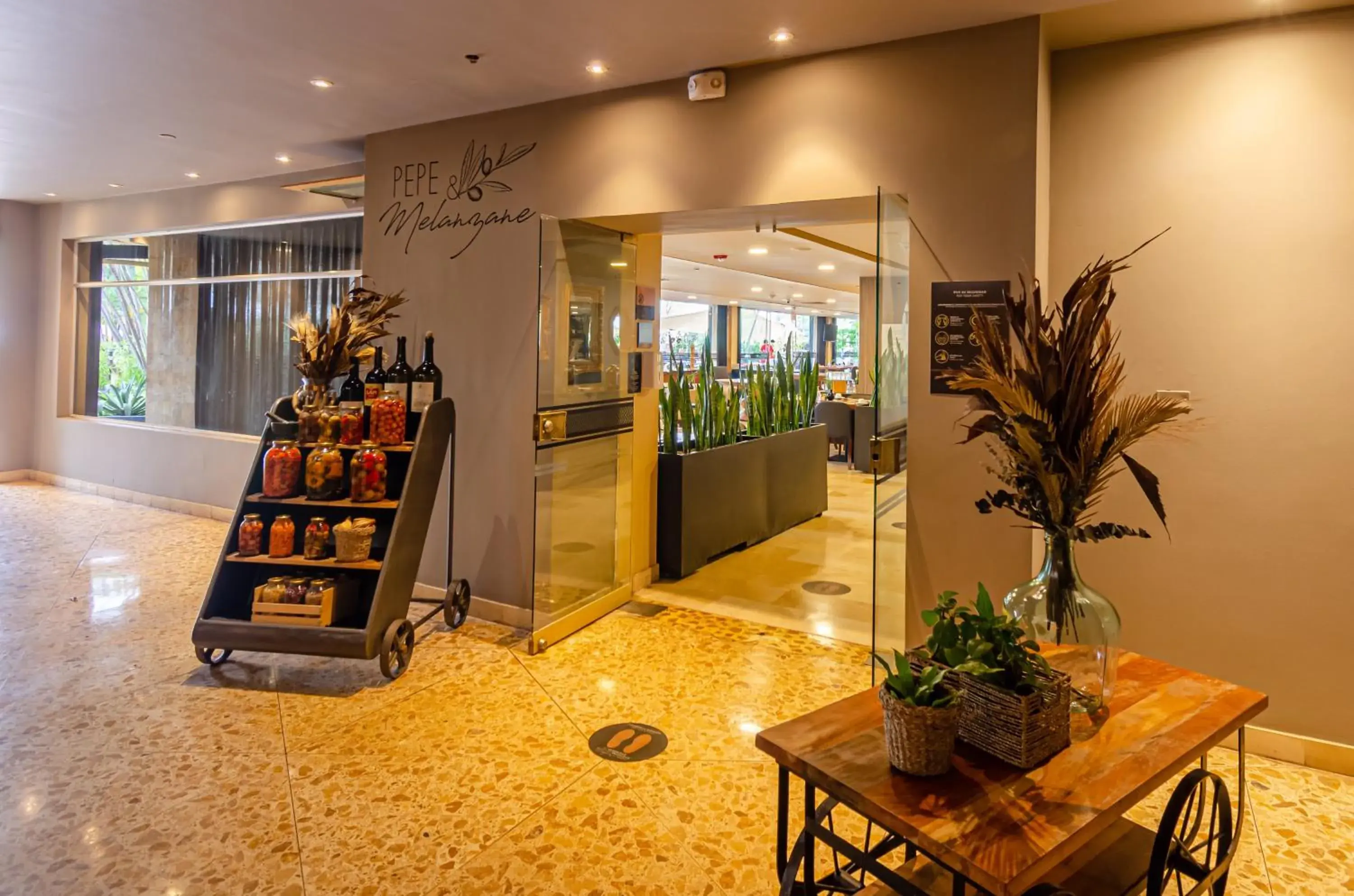 Restaurant/places to eat in InterContinental Medellin - Movich by IHG Restaurant/places to eat in InterContinental Medellin - Movich by IHG