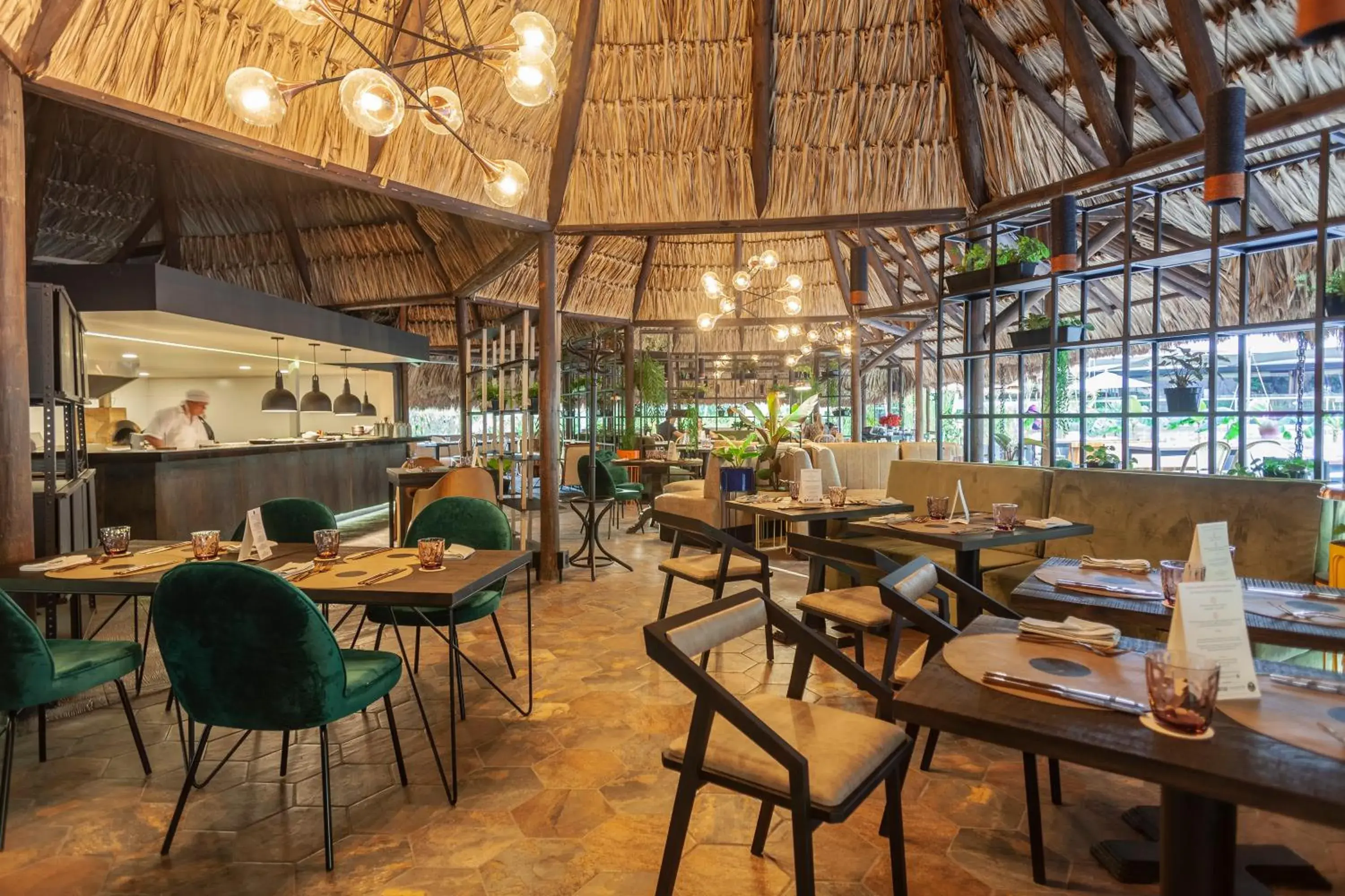 Restaurant/places to eat in InterContinental Medellin - Movich by IHG Restaurant/places to eat in InterContinental Medellin - Movich by IHG