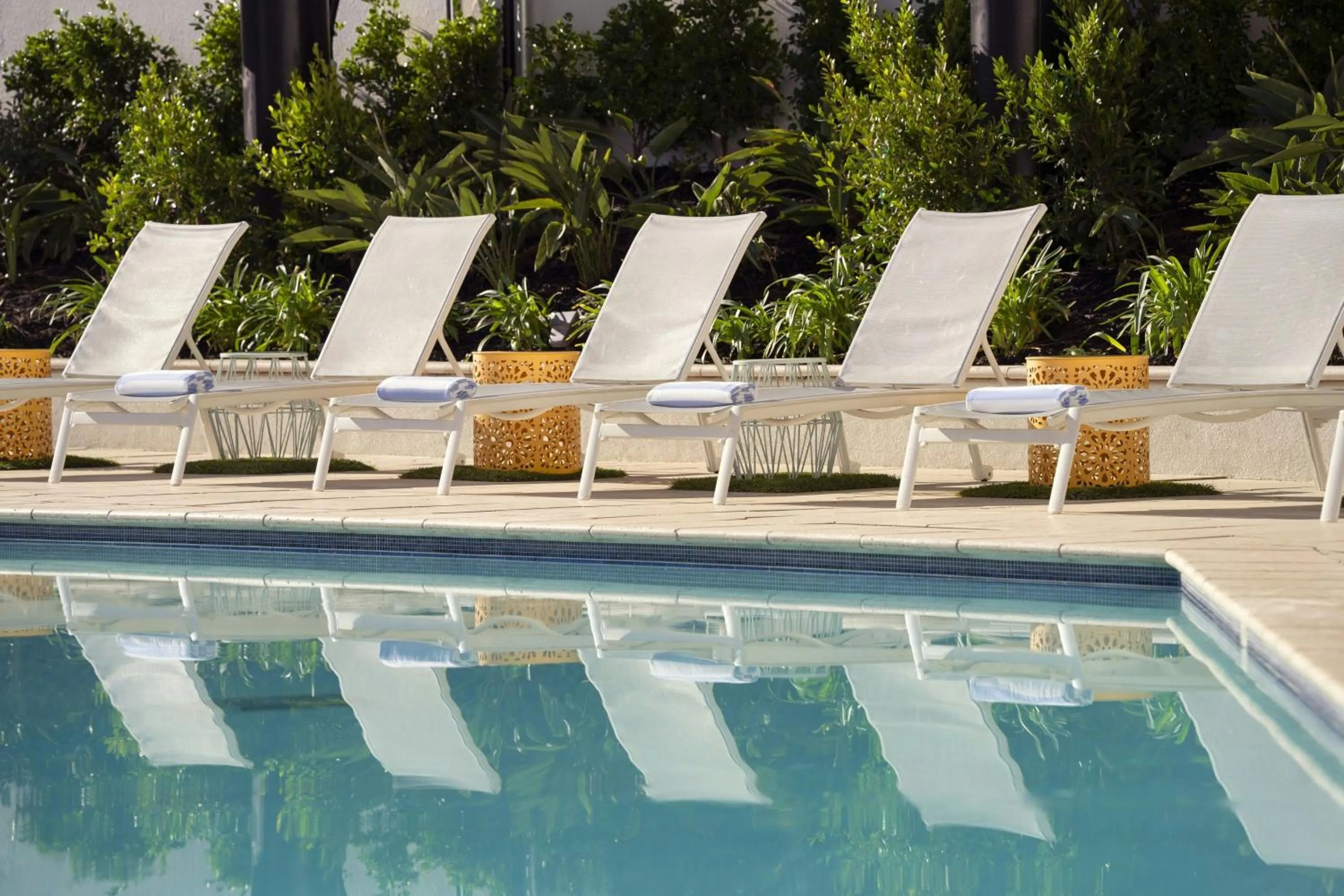 Swimming pool in Irvine Marriott