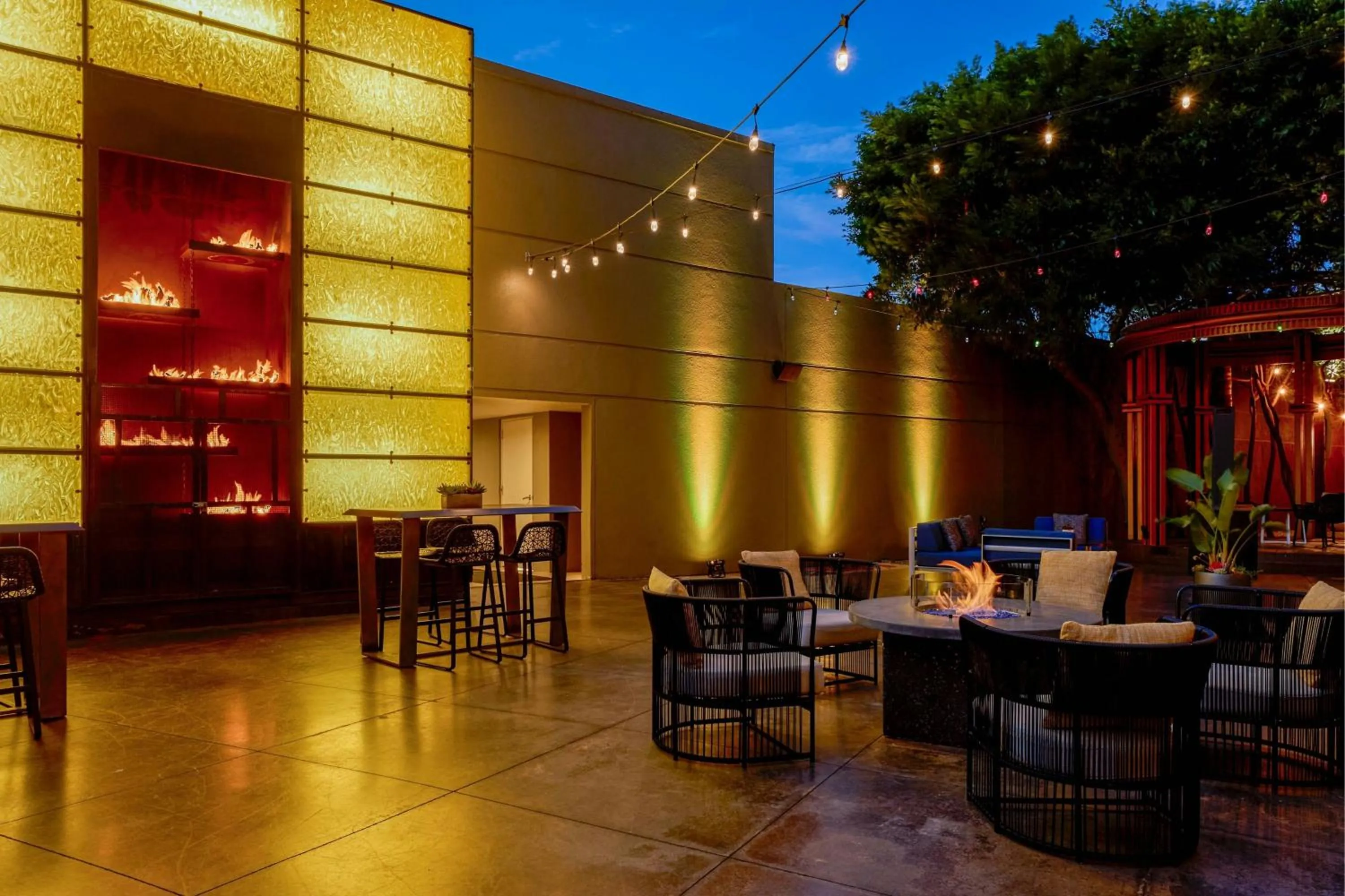 Restaurant/places to eat in Marina del Rey Marriott