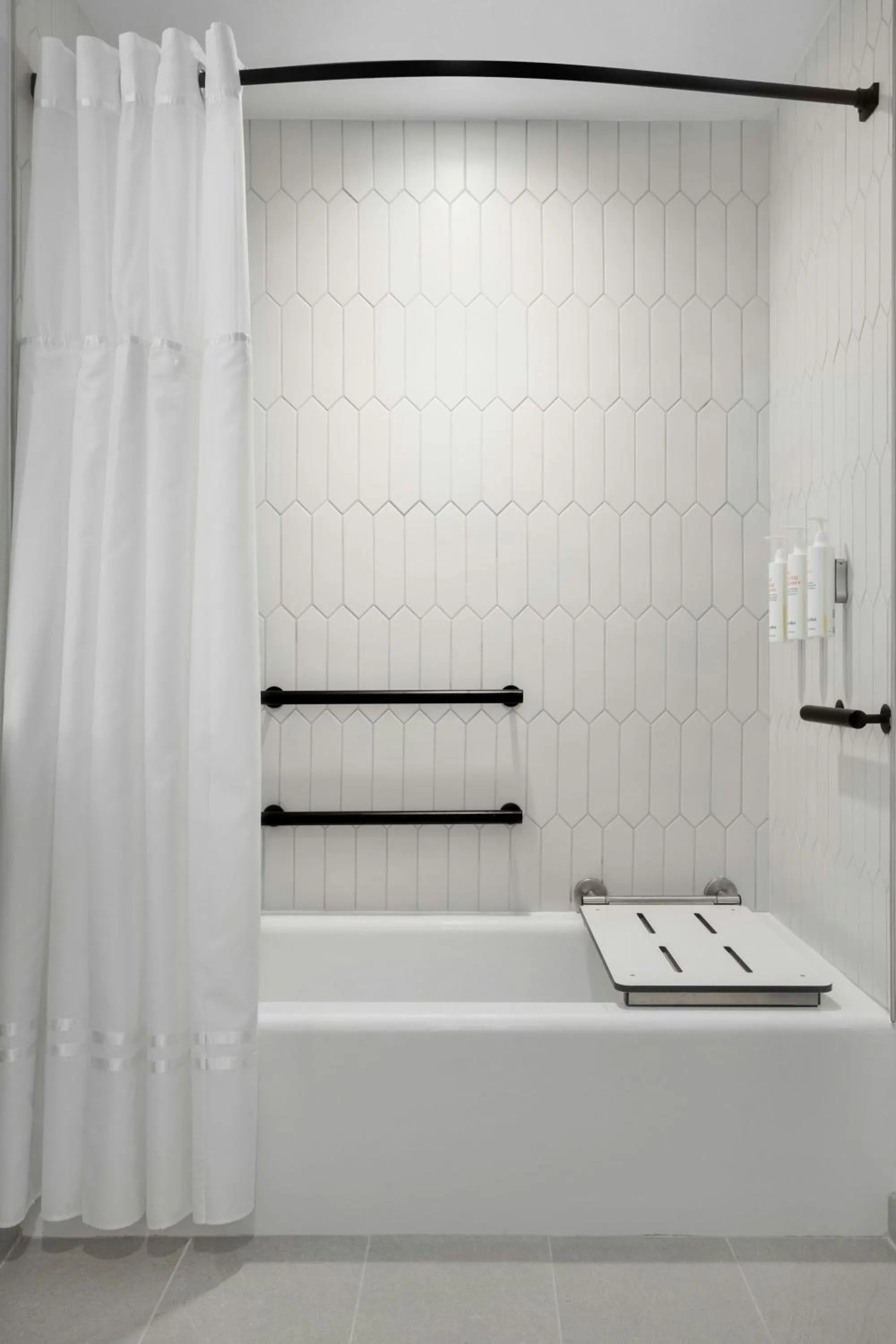 Bathroom in Marina del Rey Marriott