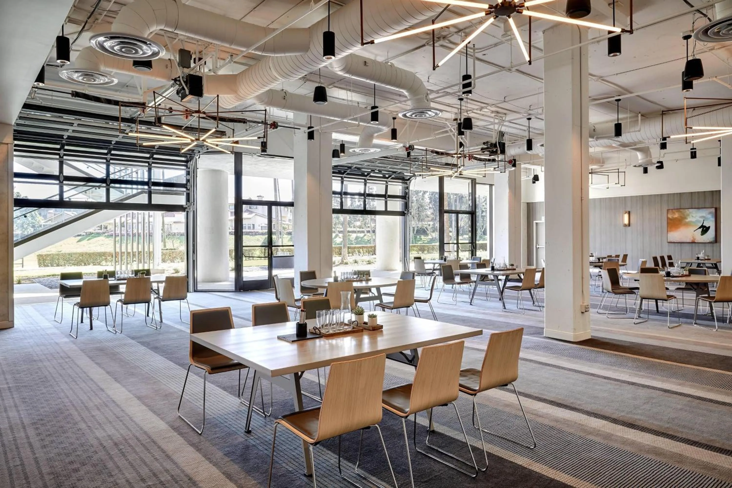 Meeting/conference room in Westdrift Manhattan Beach, Autograph Collection