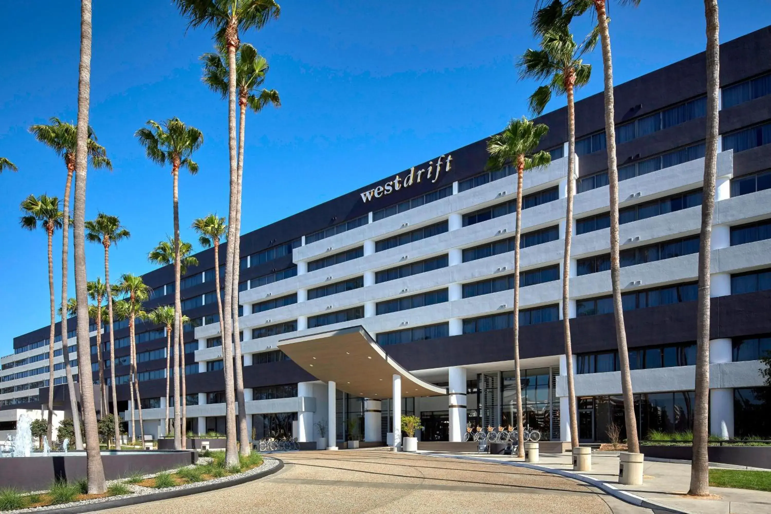 Property building in Westdrift Manhattan Beach, Autograph Collection Property building in Westdrift Manhattan Beach, Autograph Collection