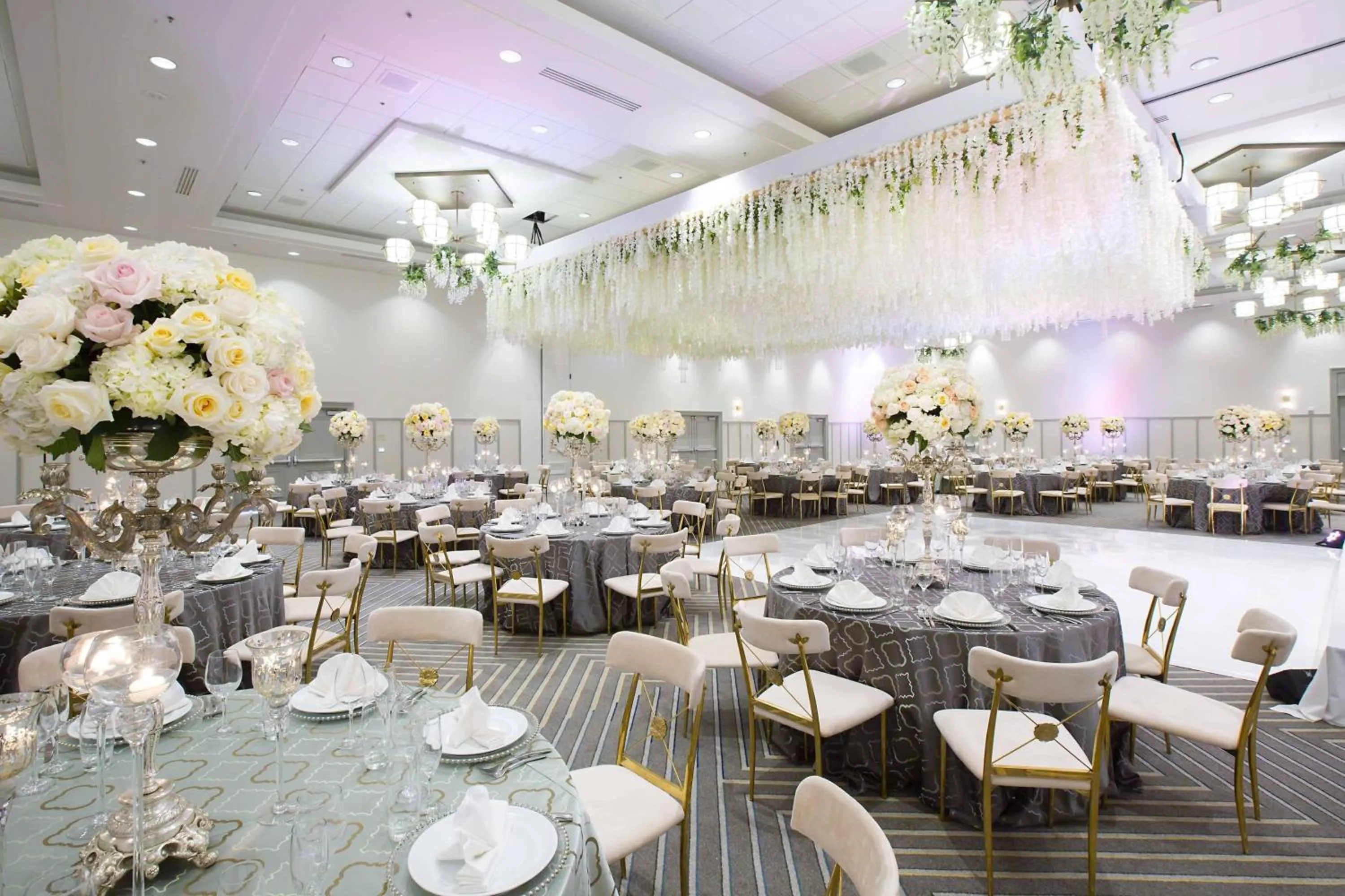 Lobby or reception in Westdrift Manhattan Beach, Autograph Collection