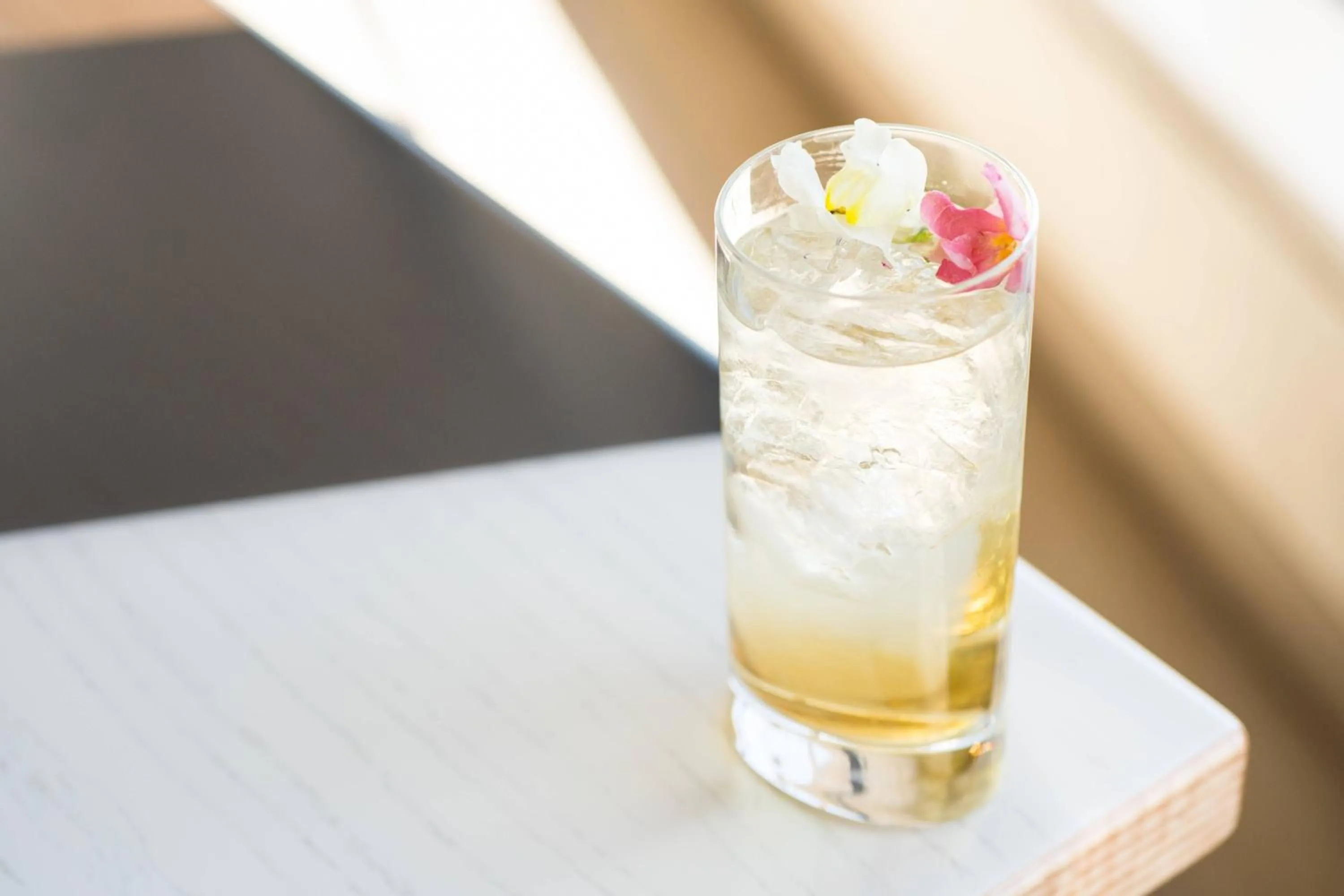 Restaurant/places to eat in Westdrift Manhattan Beach, Autograph Collection