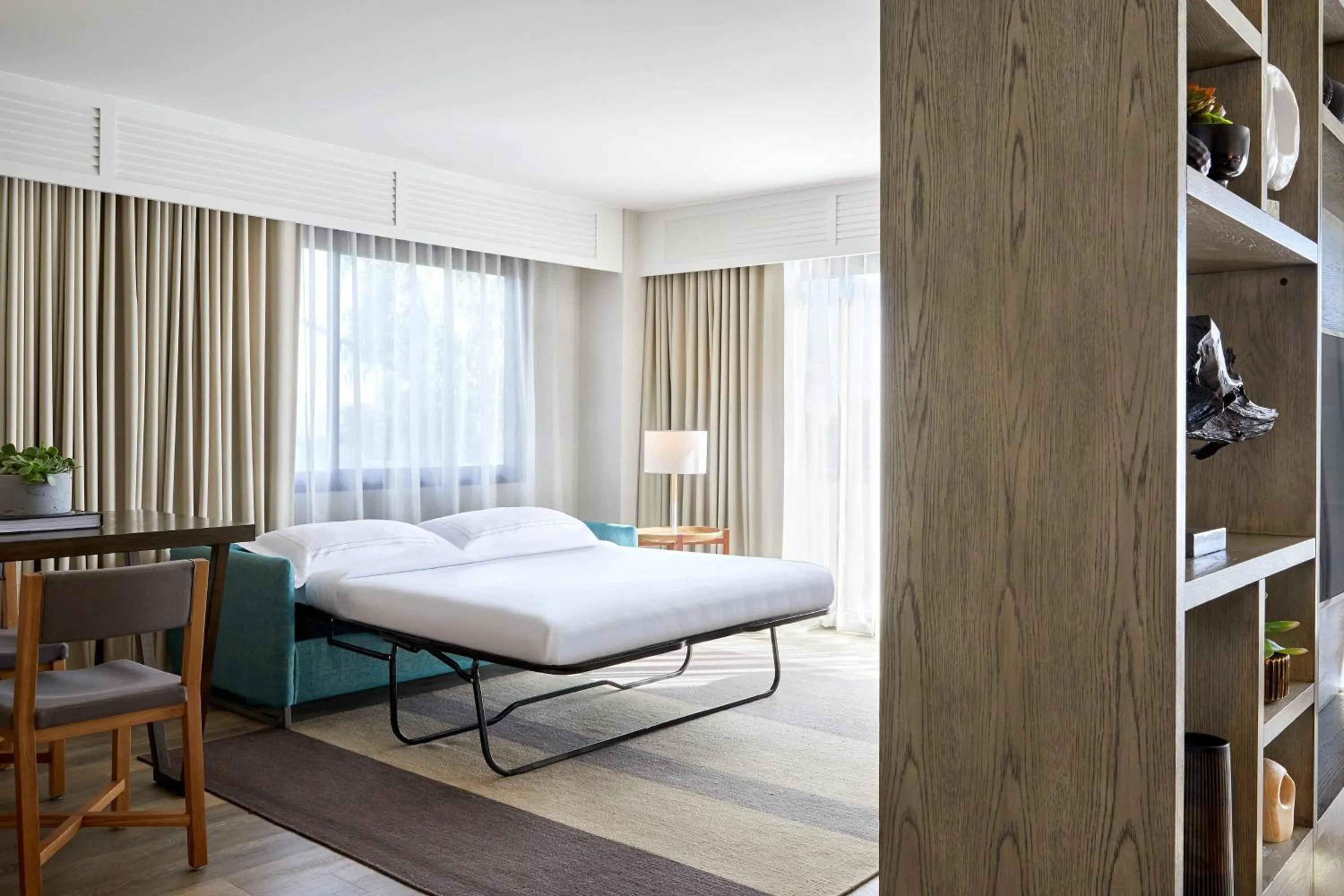 Photo of the whole room, Bed in Westdrift Manhattan Beach, Autograph Collection