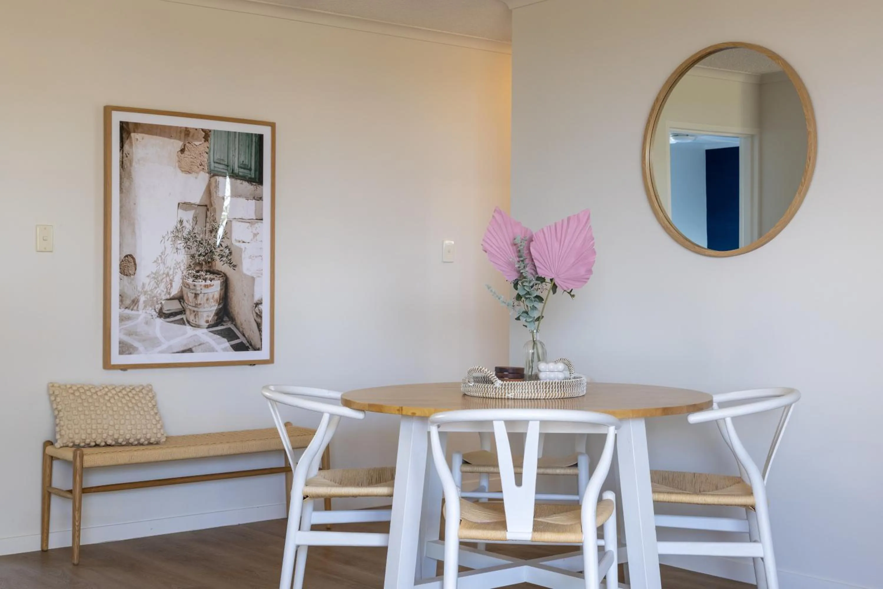 Dining area in Kalua Holiday Apartments
