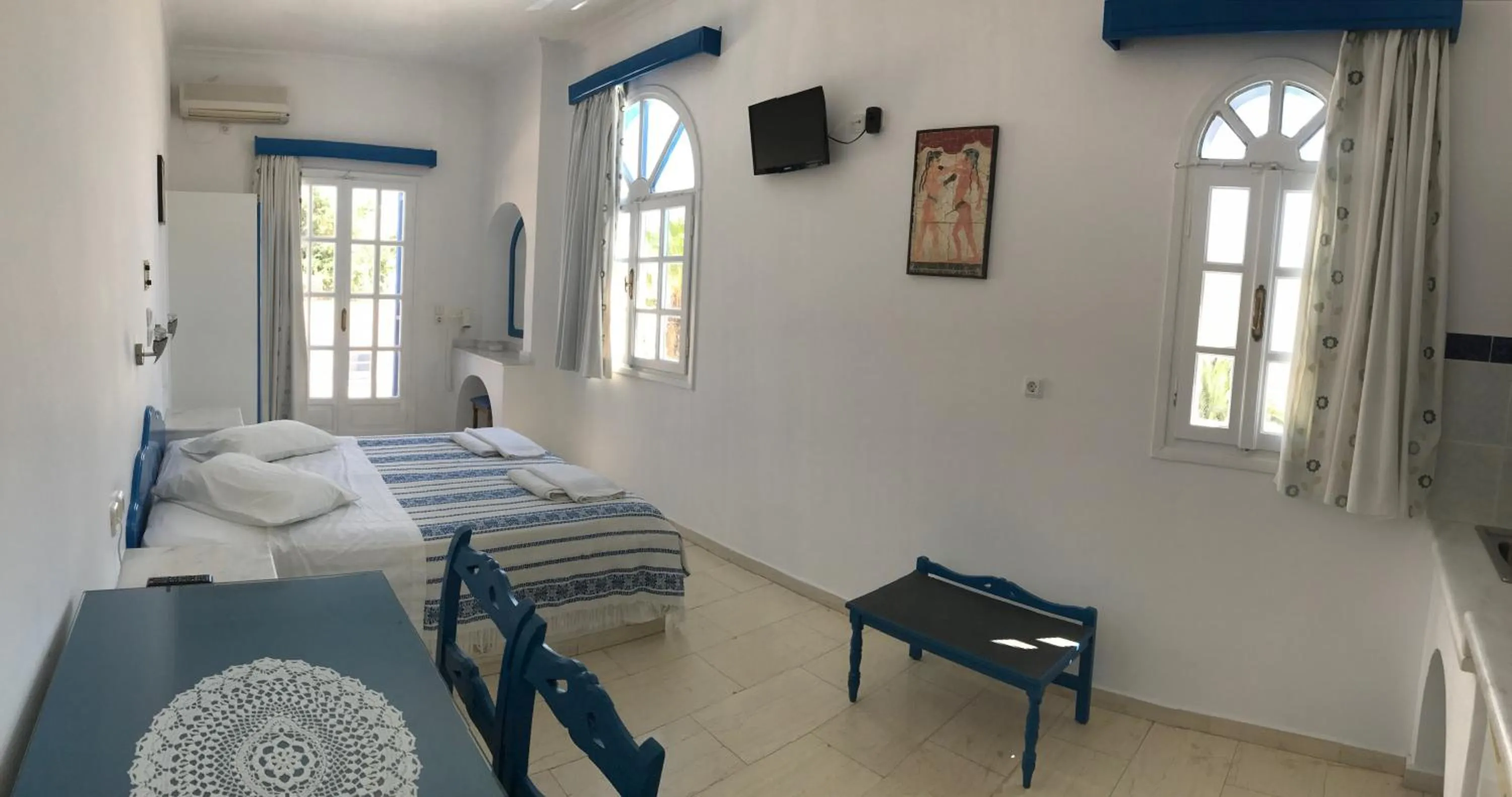 Bed in Dioskouri Art Villas