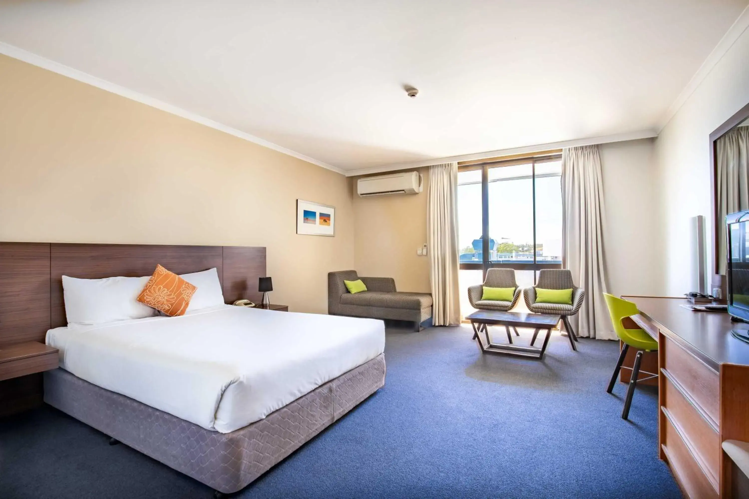 Photo of the whole room, Bed in ibis Styles Mt Isa Verona Photo of the whole room, Bed in ibis Styles Mt Isa Verona