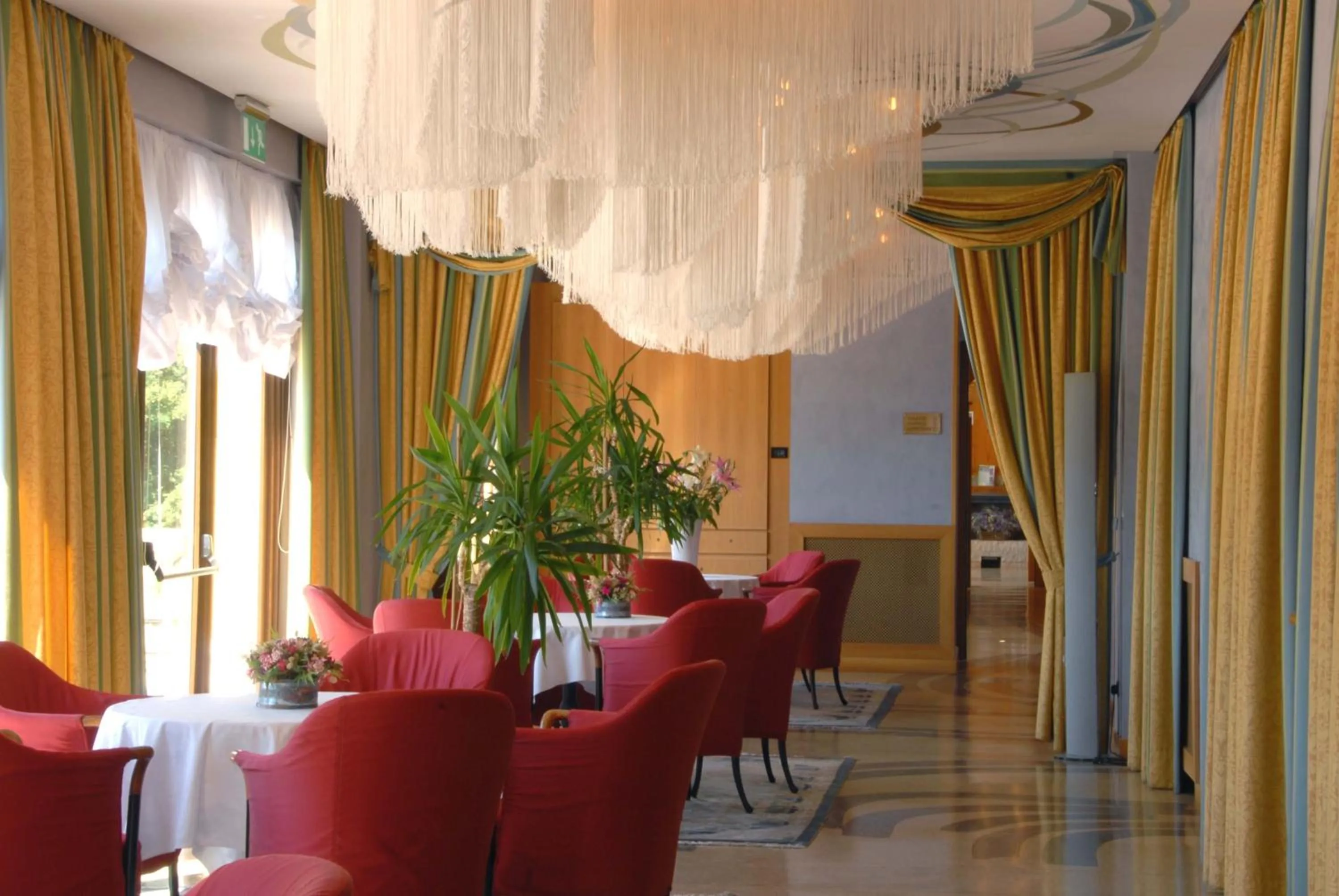 Lounge or bar in Grand Hotel Astoria