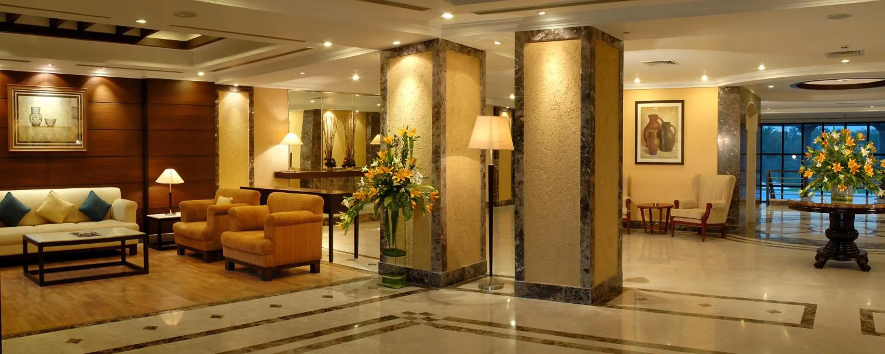 Lobby or reception in Fortune Park Panchwati, Kolkata - Member ITC Hotels' Group Lobby or reception in Fortune Park Panchwati, Kolkata - Member ITC Hotels' Group