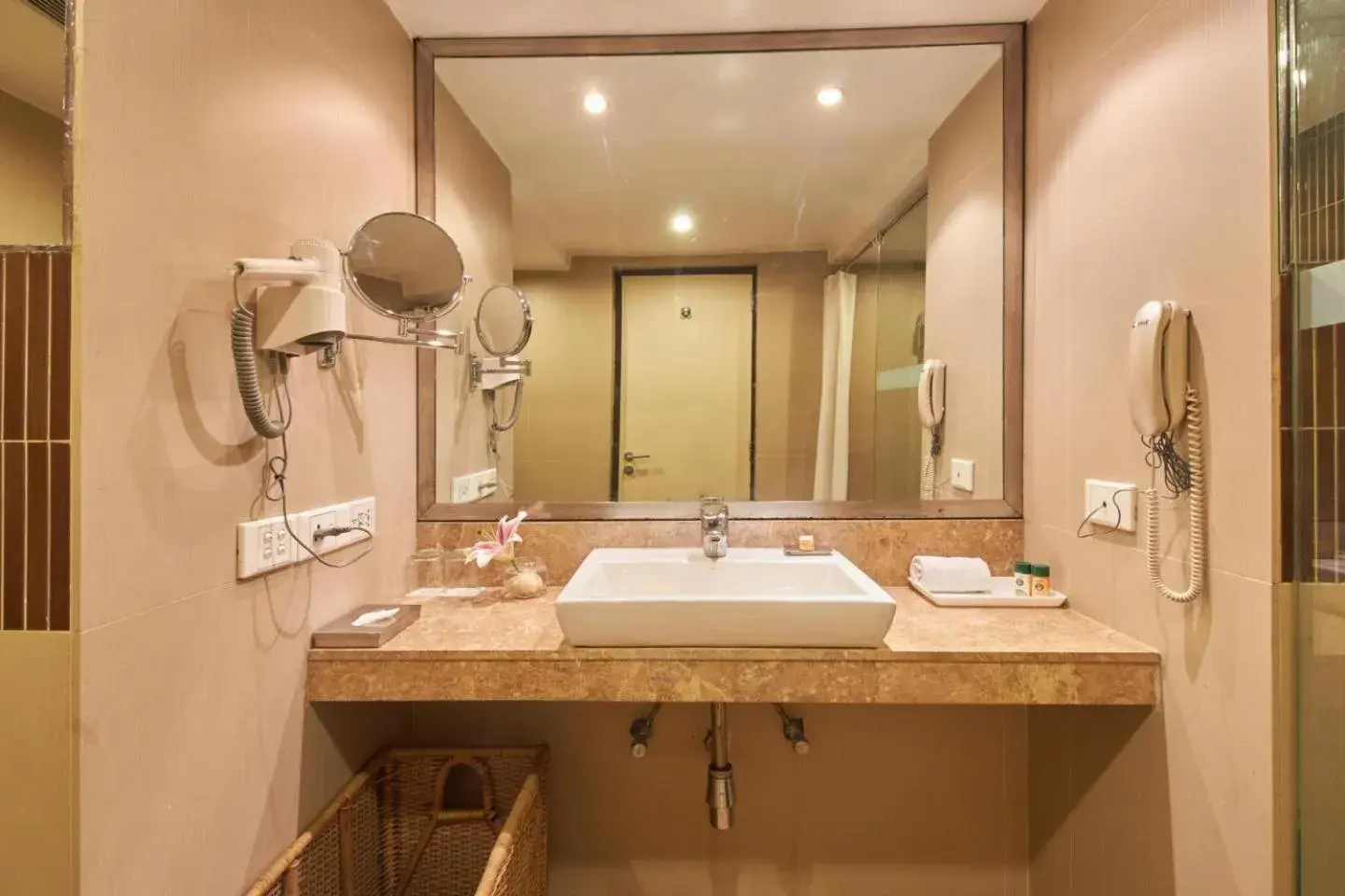 Bathroom in Fortune Park Panchwati, Kolkata - Member ITC Hotels' Group Bathroom in Fortune Park Panchwati, Kolkata - Member ITC Hotels' Group
