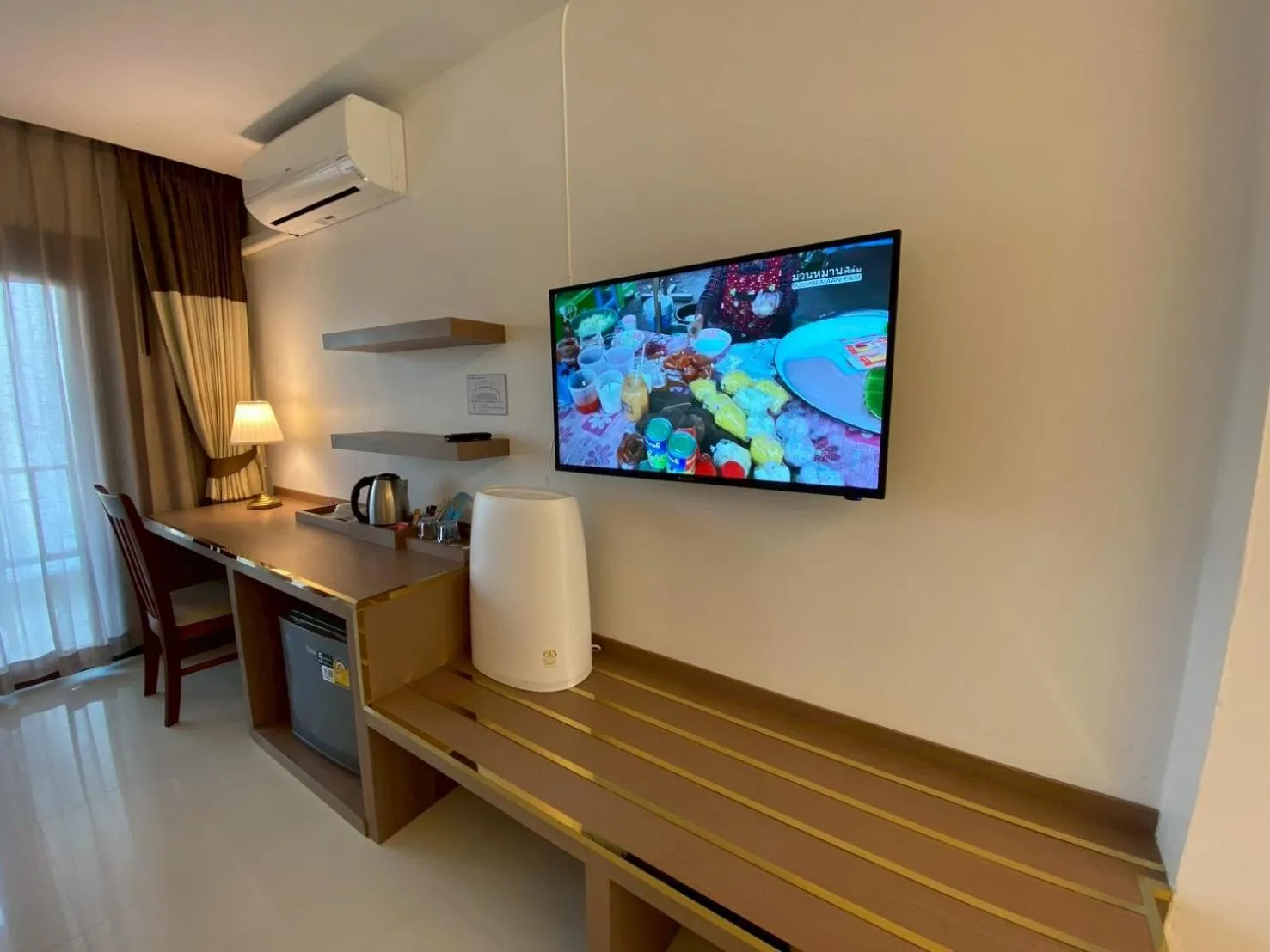 minibar in Siam Triangle Hotel Chiang Sean