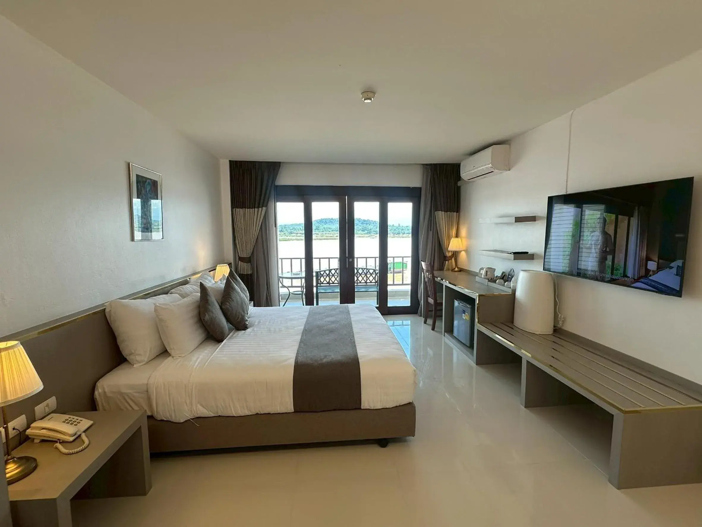 Bedroom, Bed in Siam Triangle Hotel Chiang Sean Bedroom, Bed in Siam Triangle Hotel Chiang Sean