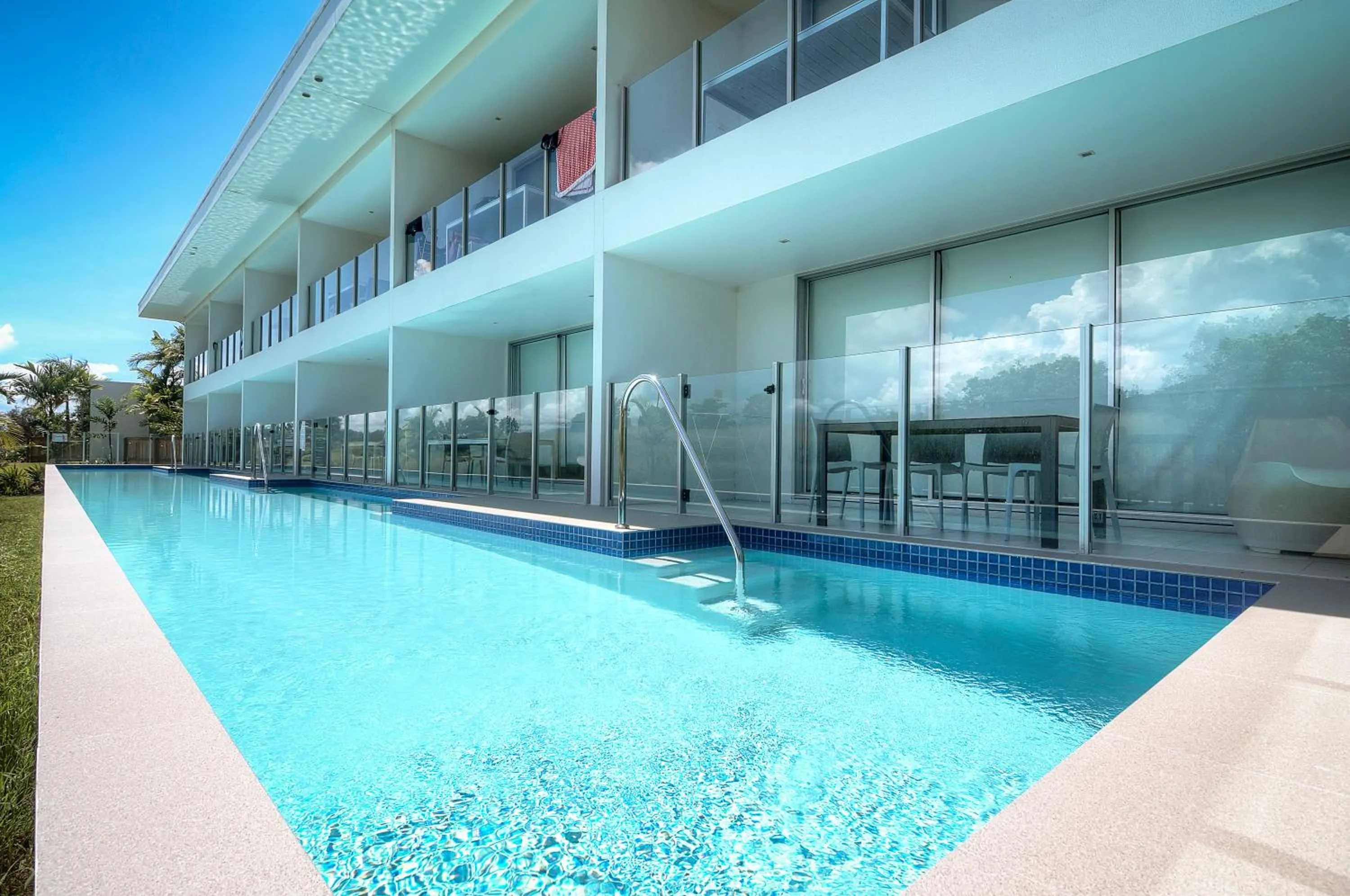 Swimming pool in Pool Resort Port Douglas
