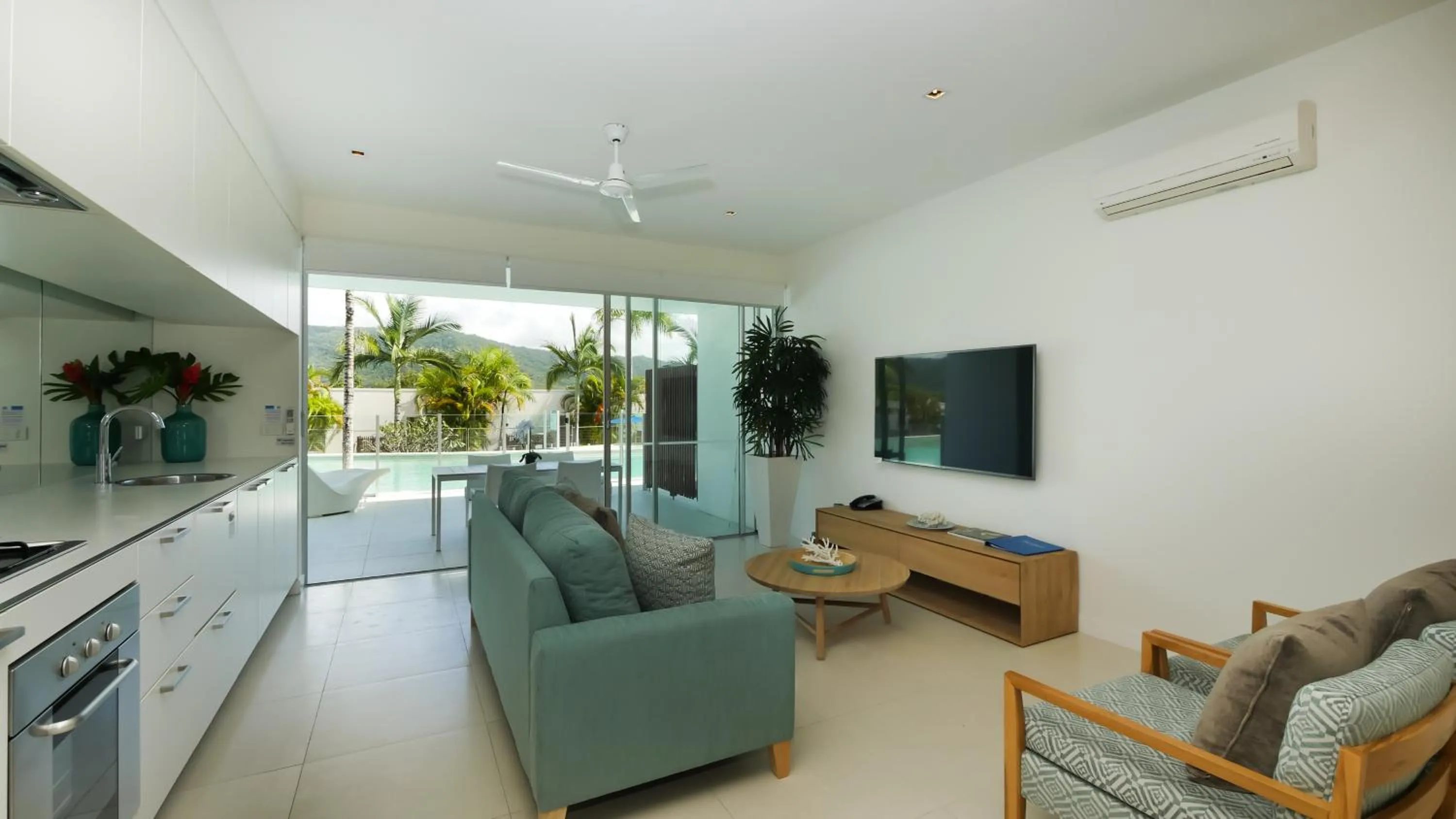 Day in Pool Resort Port Douglas