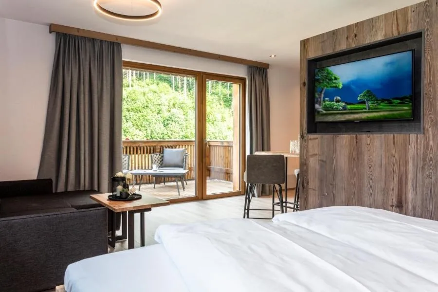 Bedroom, Bed in Hotel Schiederhof