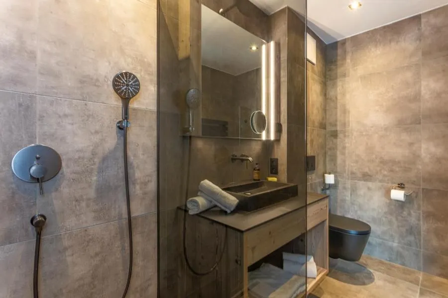 Bathroom in Hotel Schiederhof