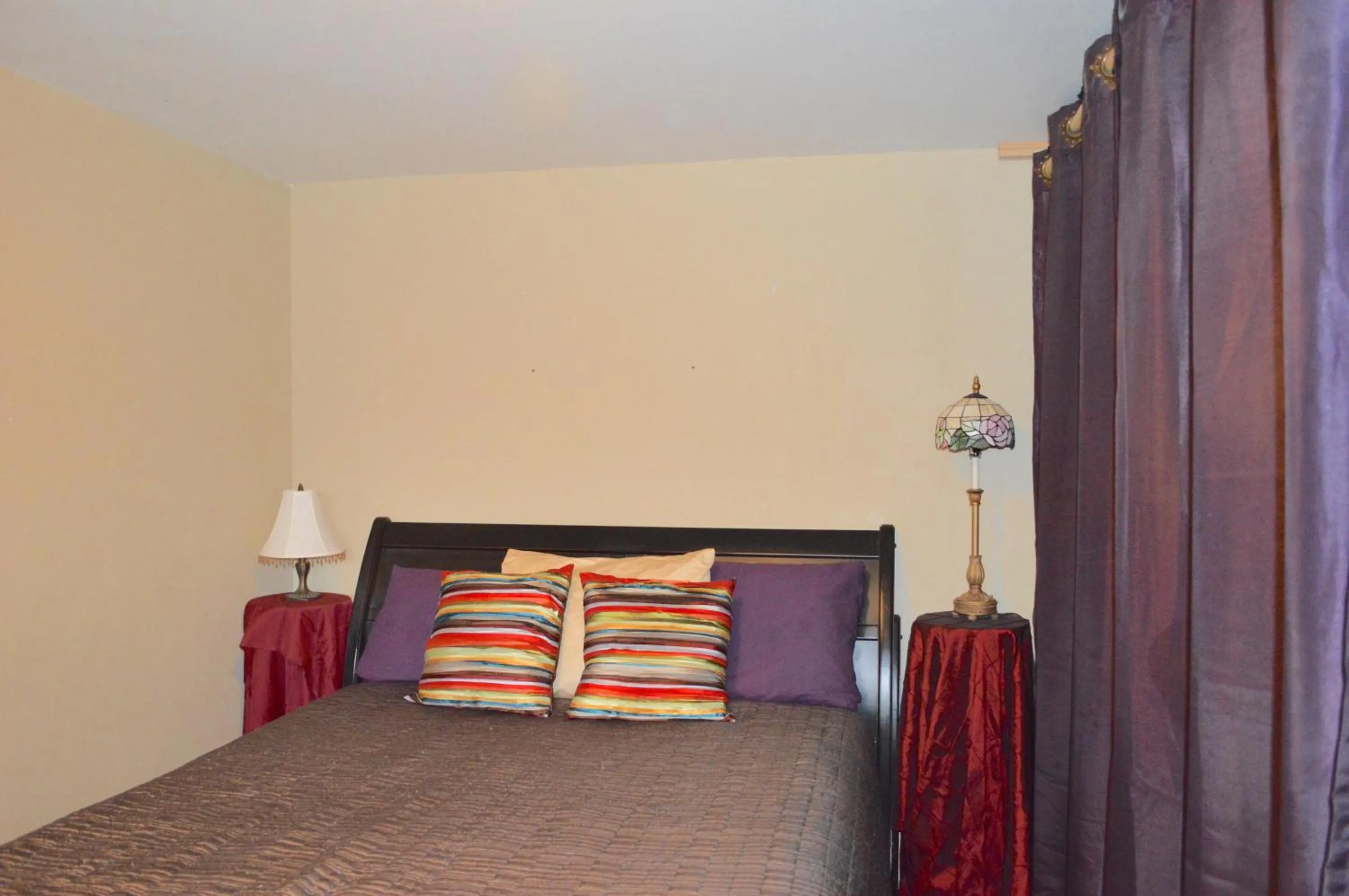 Adorable Taos Townhome