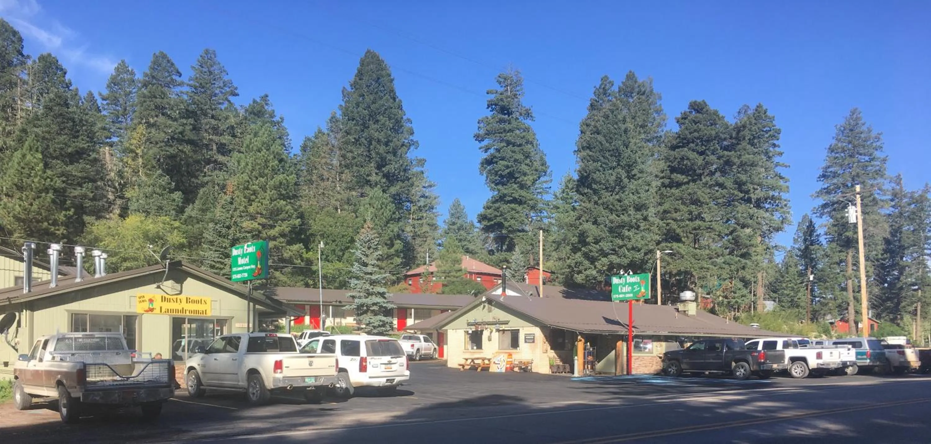 Dusty Boots Motel & Cafe