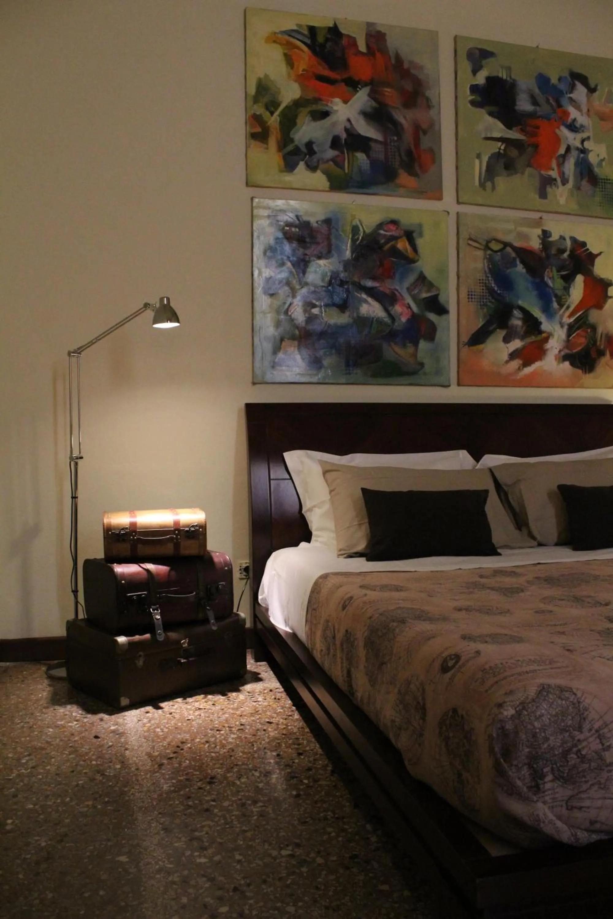 Bed in Rooms H Ercolani