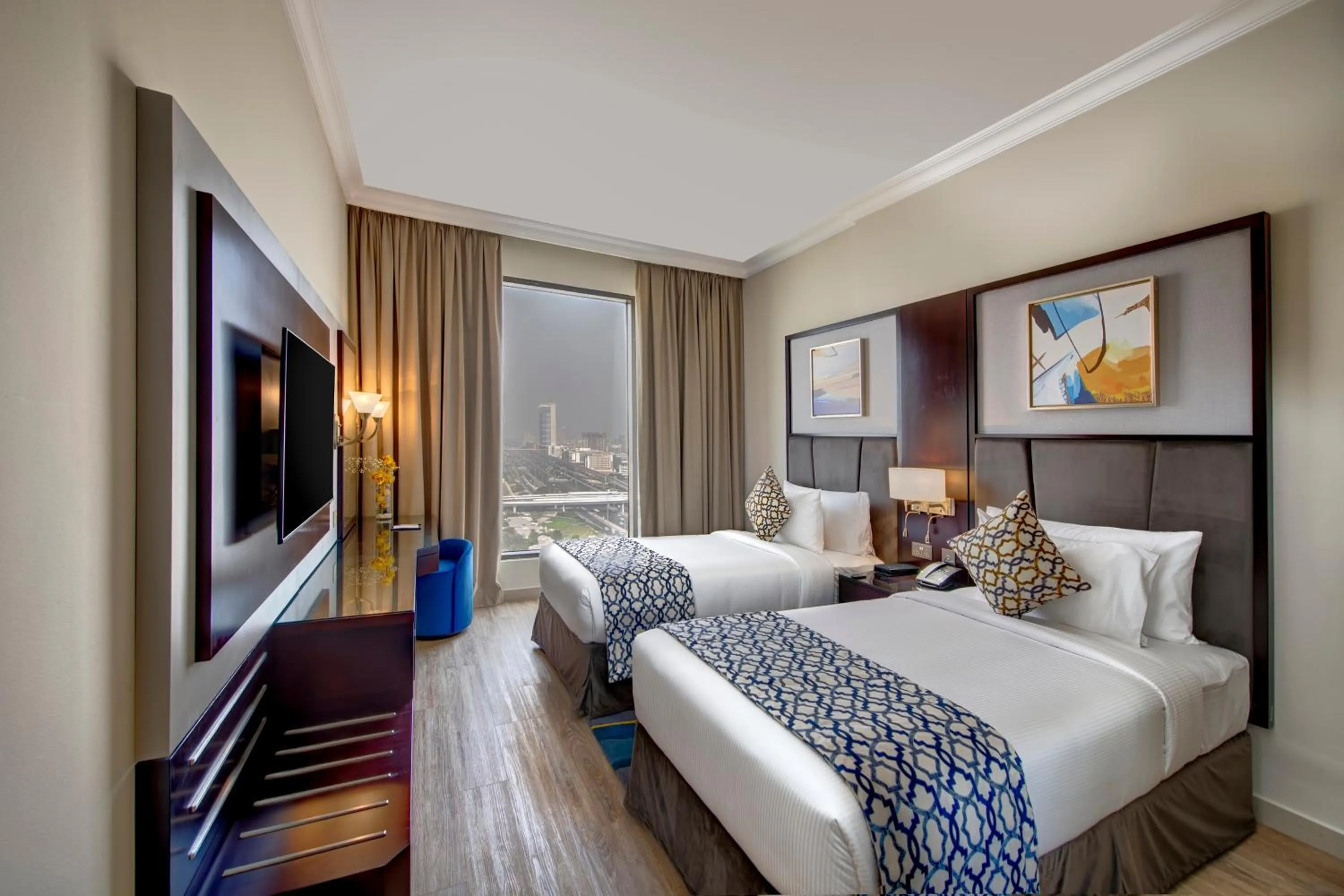 Bedroom, Bed in Two Seasons Hotel & Apartments