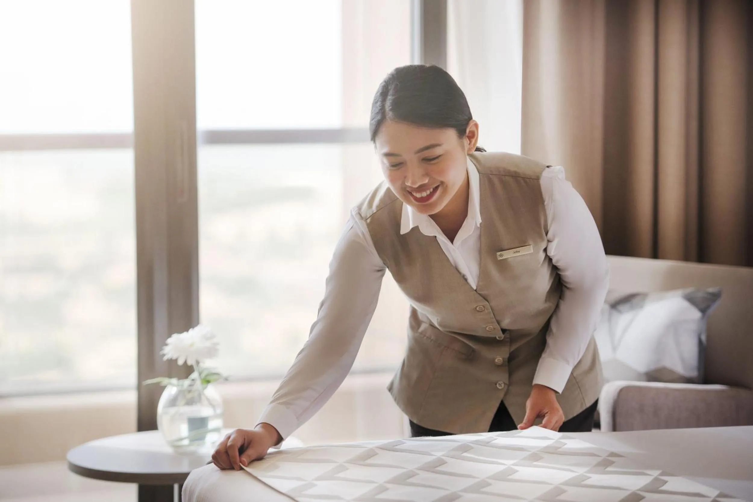 Staff, Bed in Two Seasons Hotel & Apartments