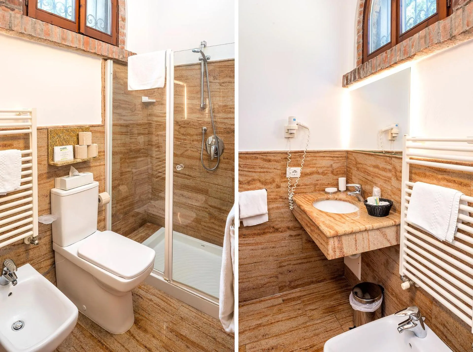 Toilet in Hotel Du Parc