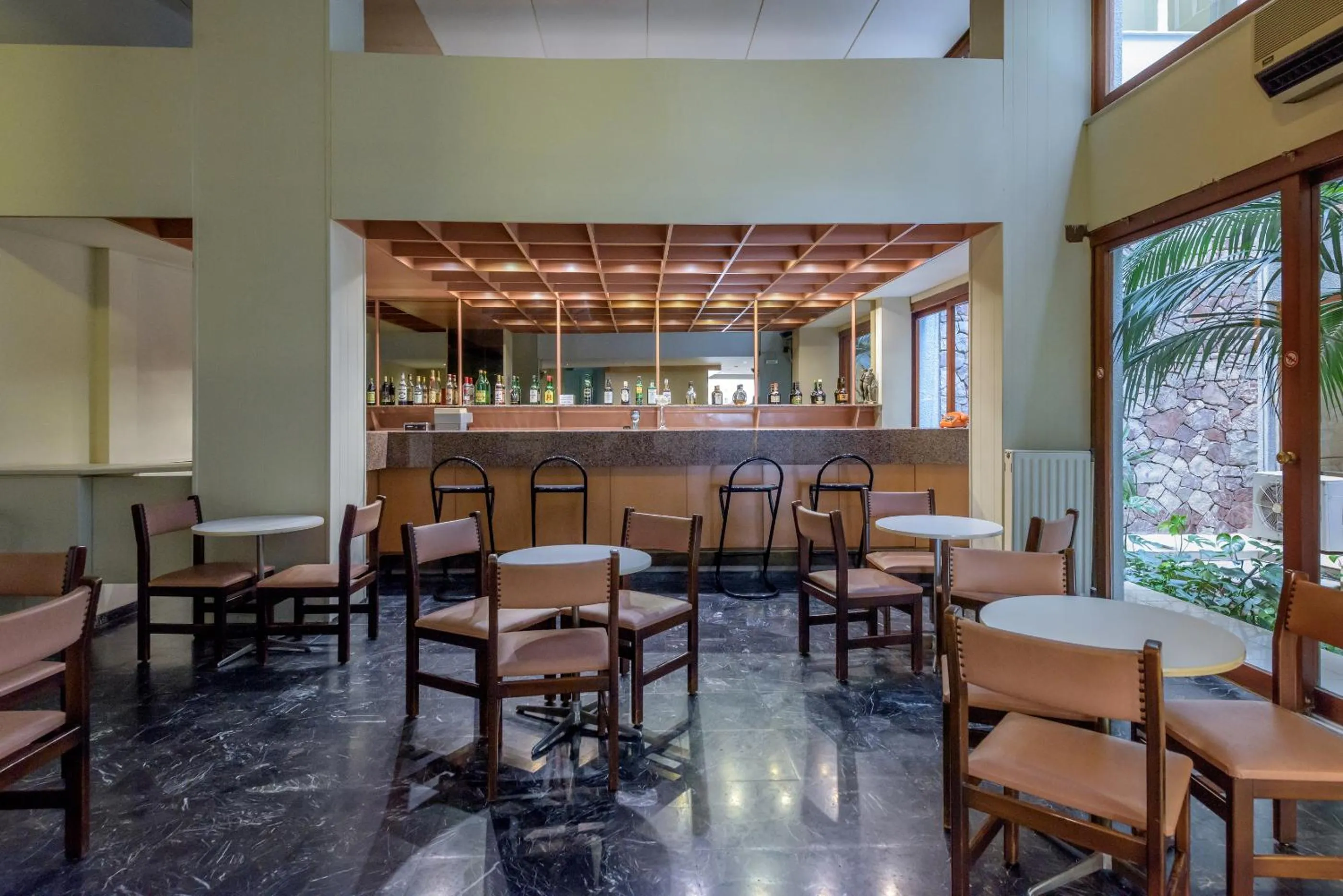 Lounge or bar in El Greco Hotel