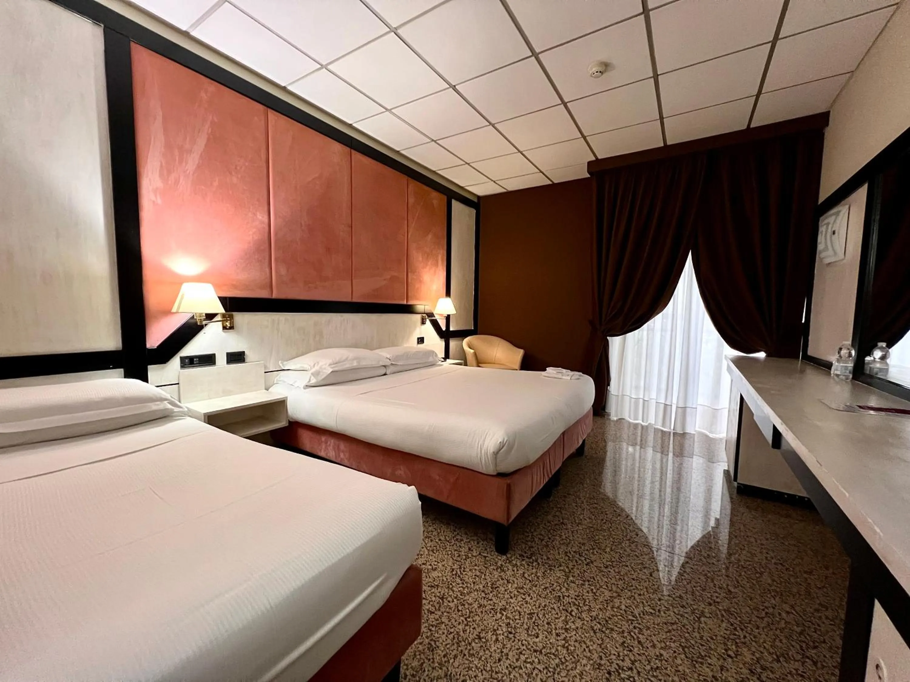 Bedroom, Bed in Hotel Diamante