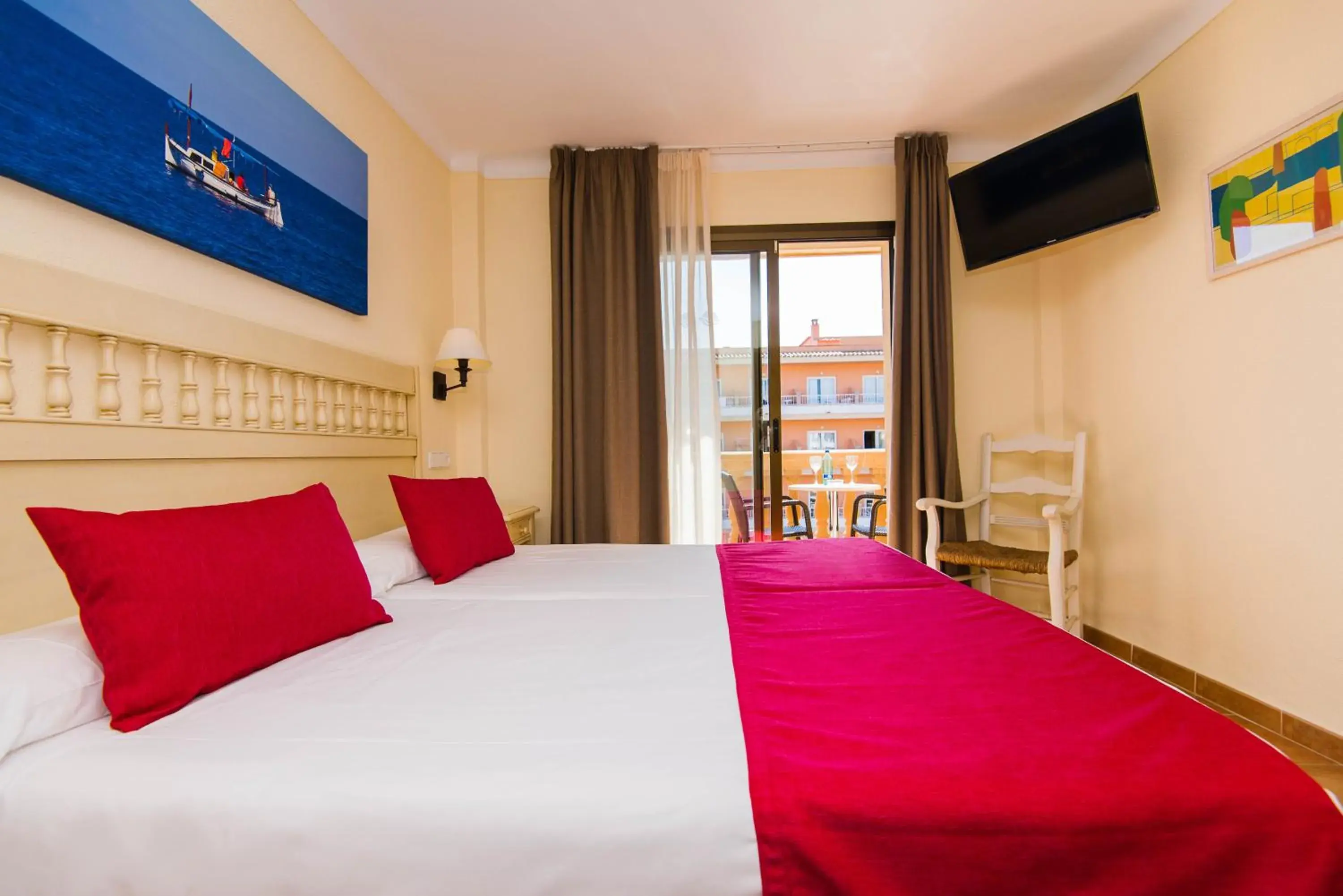 Bed in Bell Port Hotel Bed in Bell Port Hotel