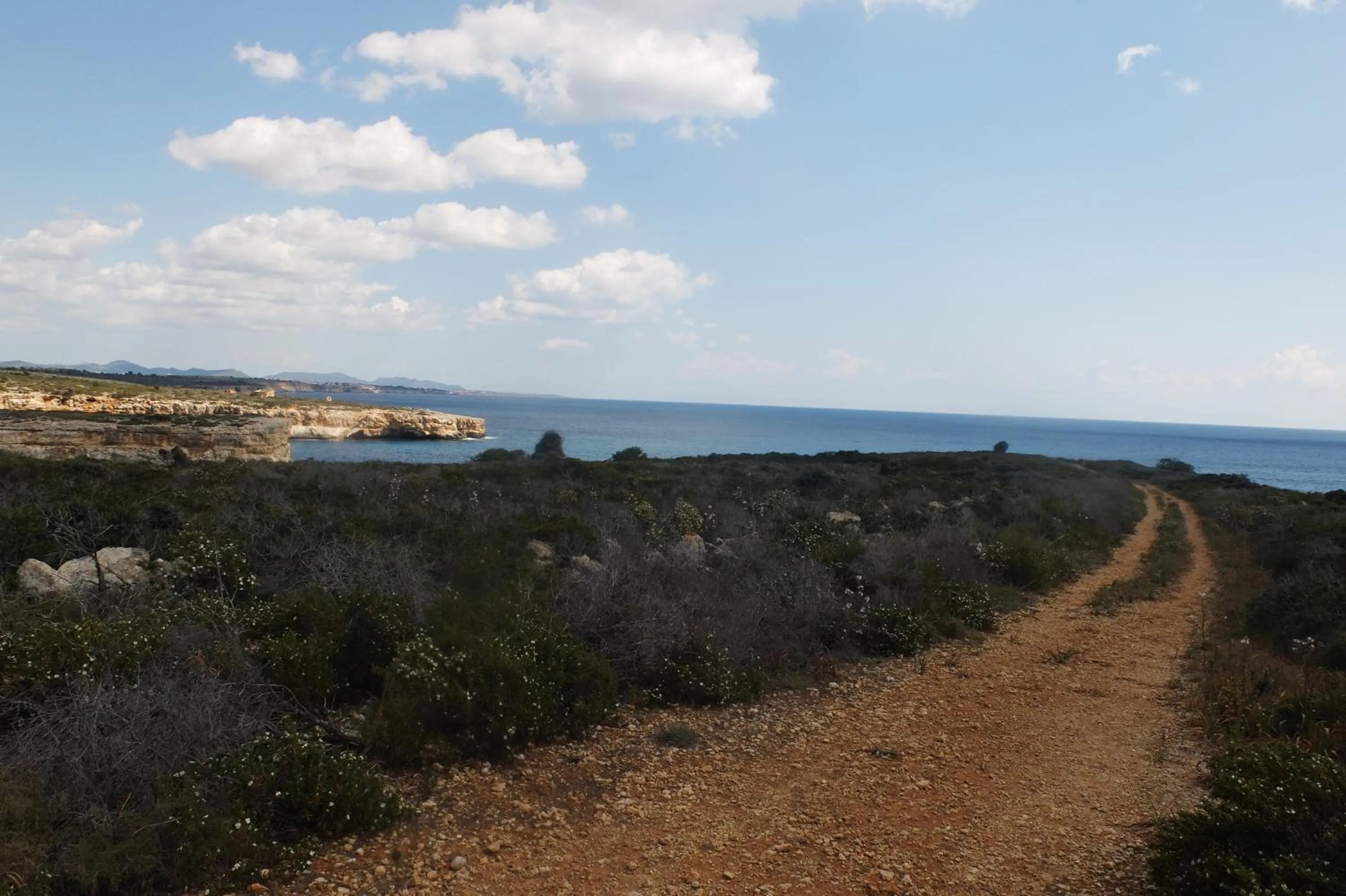 Hiking in Bell Port Hotel