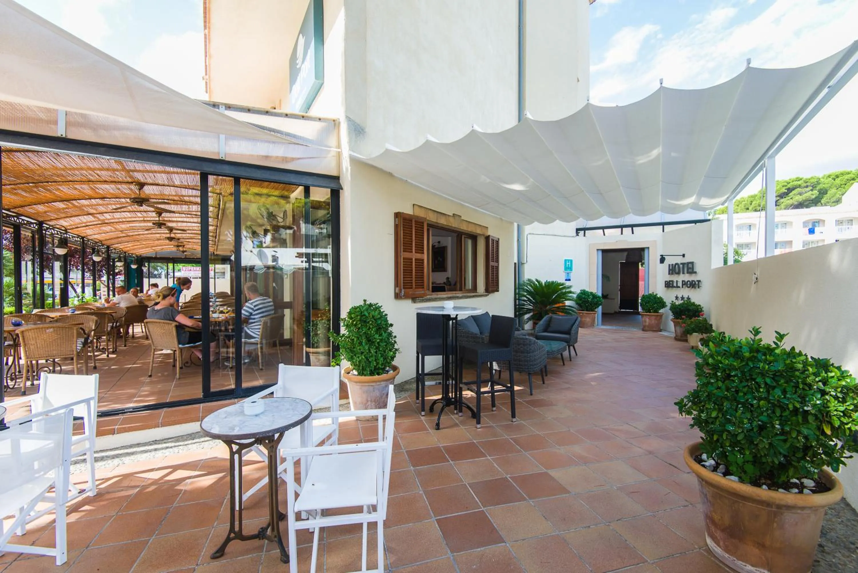 Balcony/Terrace in Bell Port Hotel