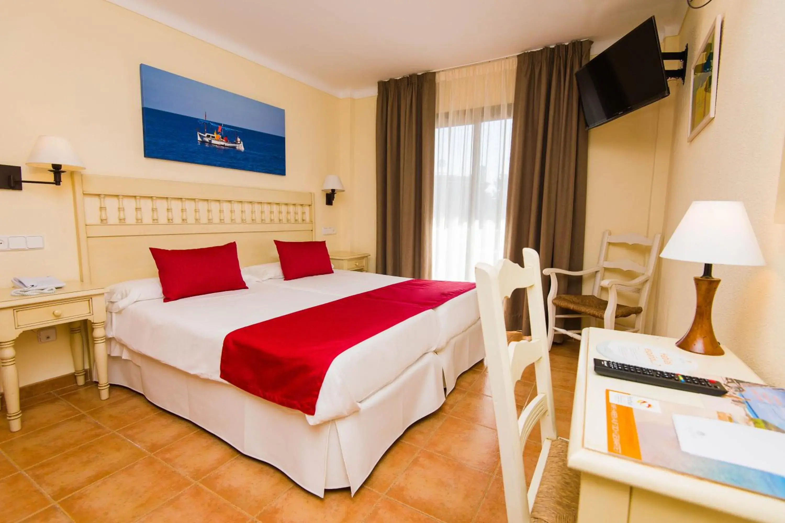 Bed in Bell Port Hotel Bed in Bell Port Hotel