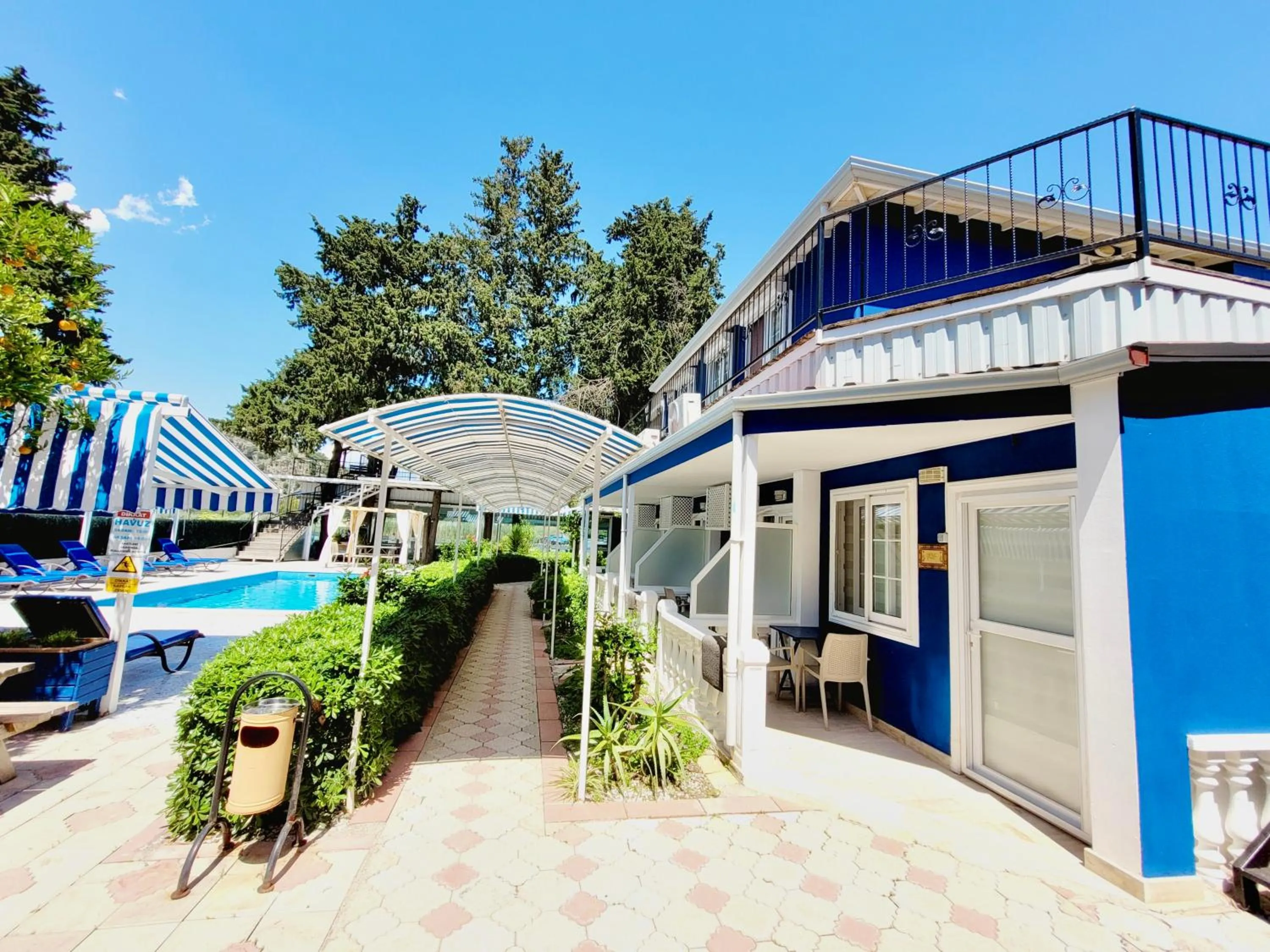 Property building in Berg Hotel