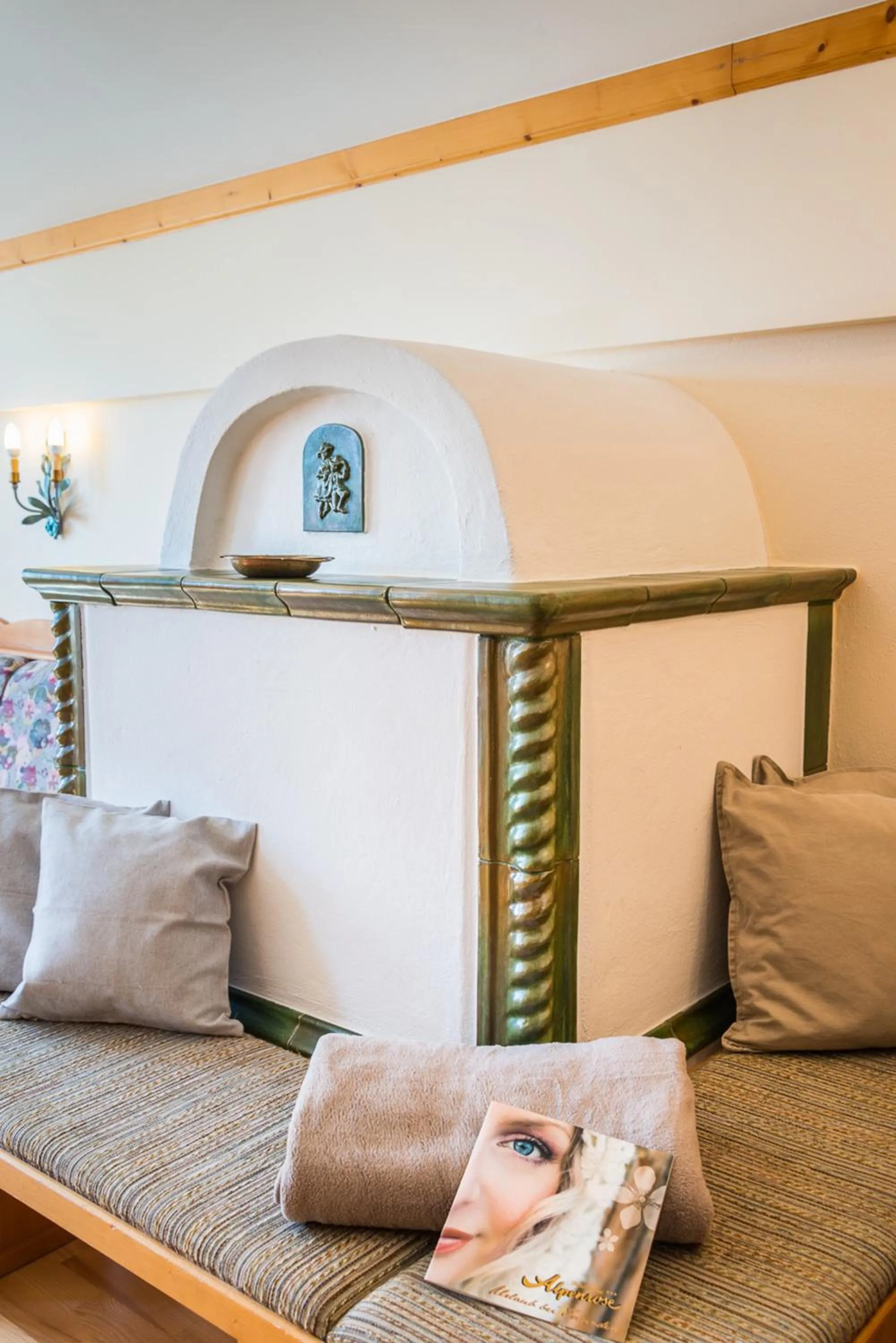 Decorative detail, Bed in Appartementhaus Alpenrose