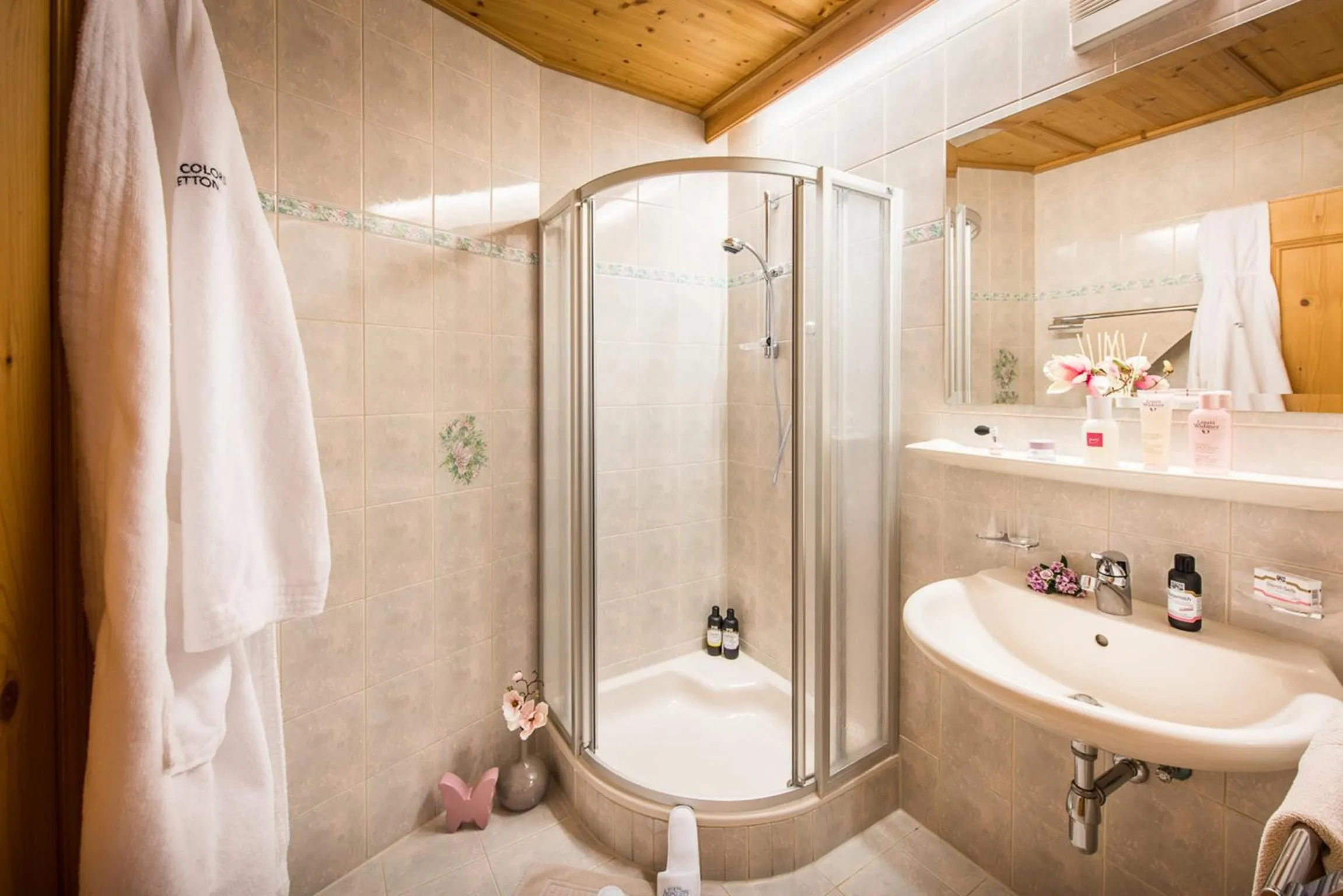Bathroom in Appartementhaus Alpenrose