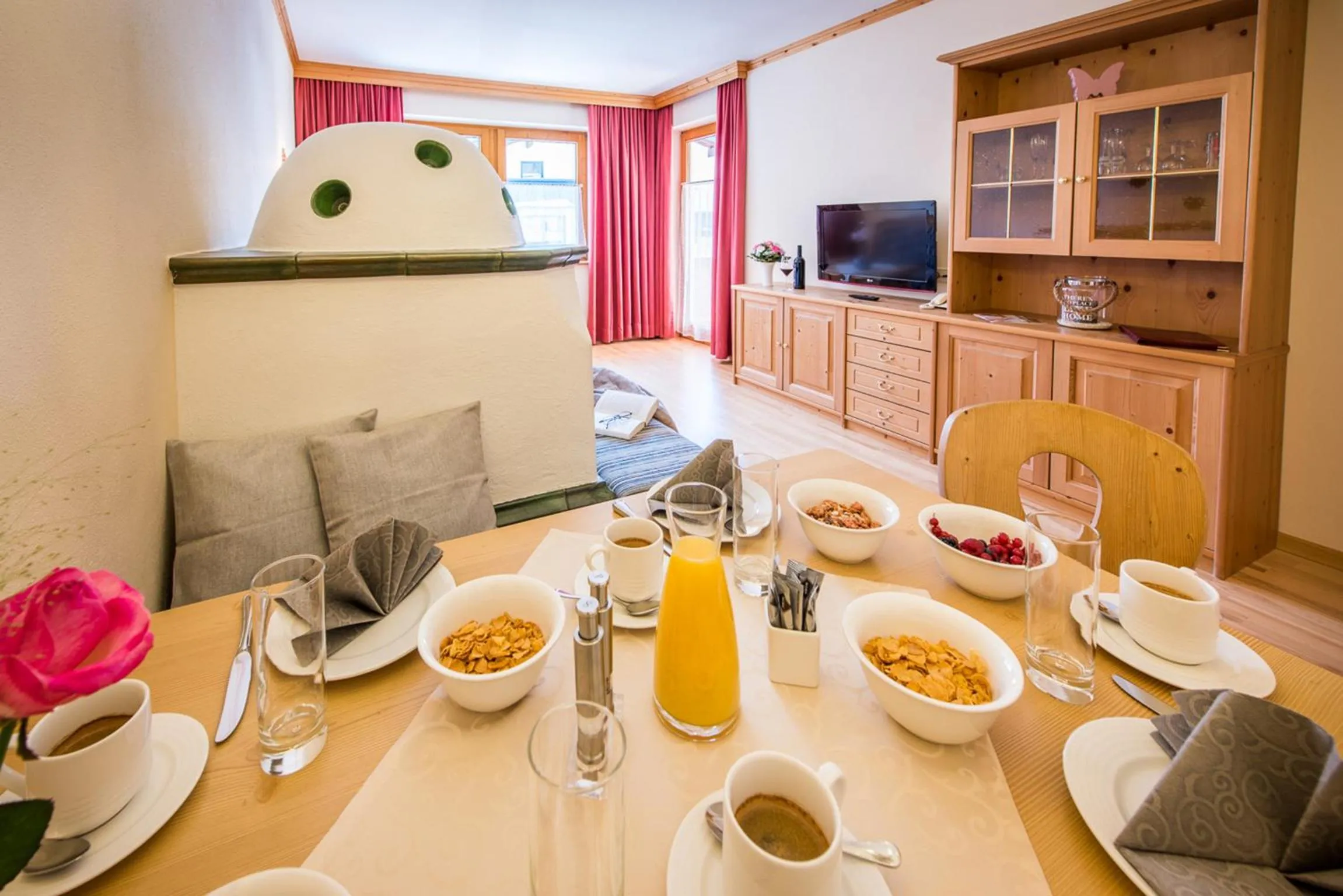 Breakfast in Appartementhaus Alpenrose