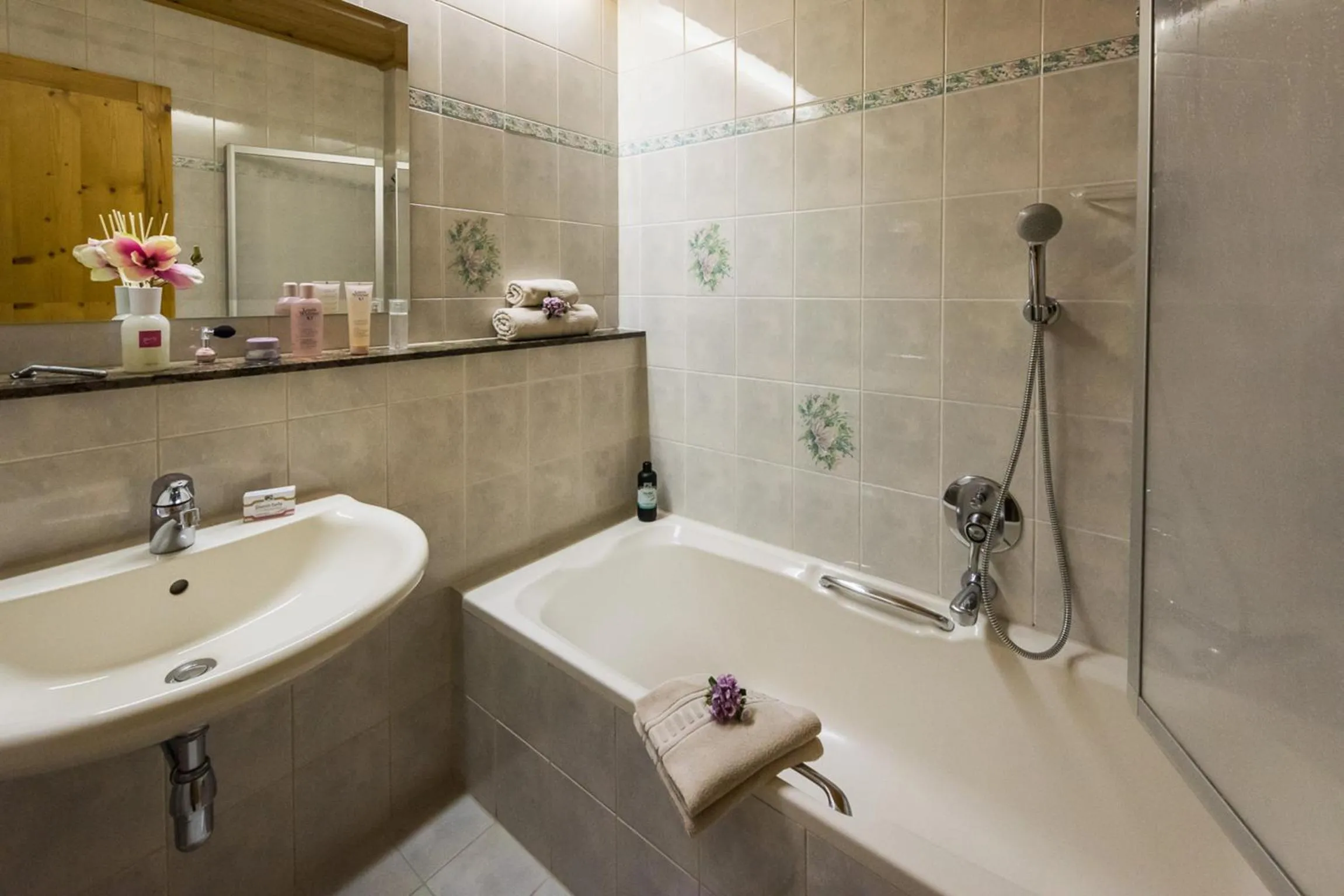 Bathroom in Appartementhaus Alpenrose