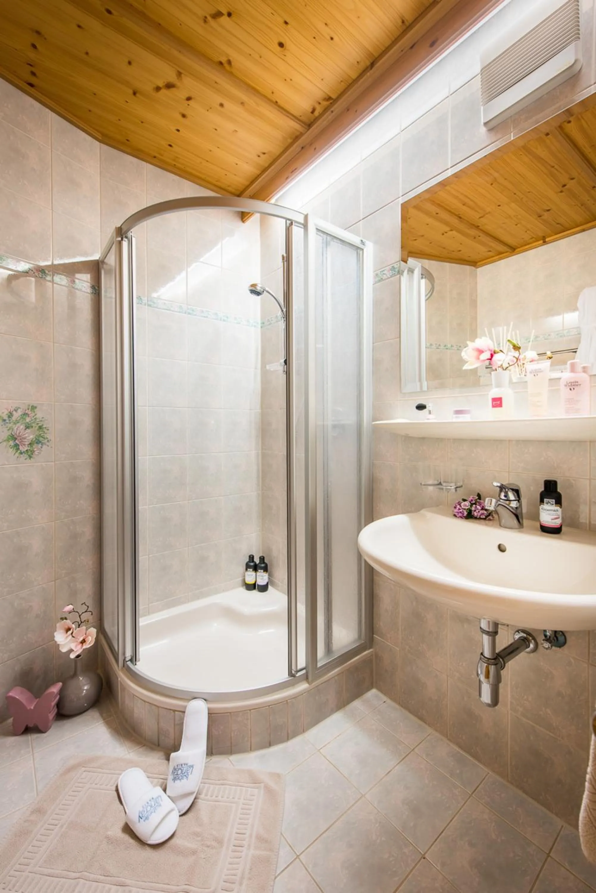Bathroom in Appartementhaus Alpenrose