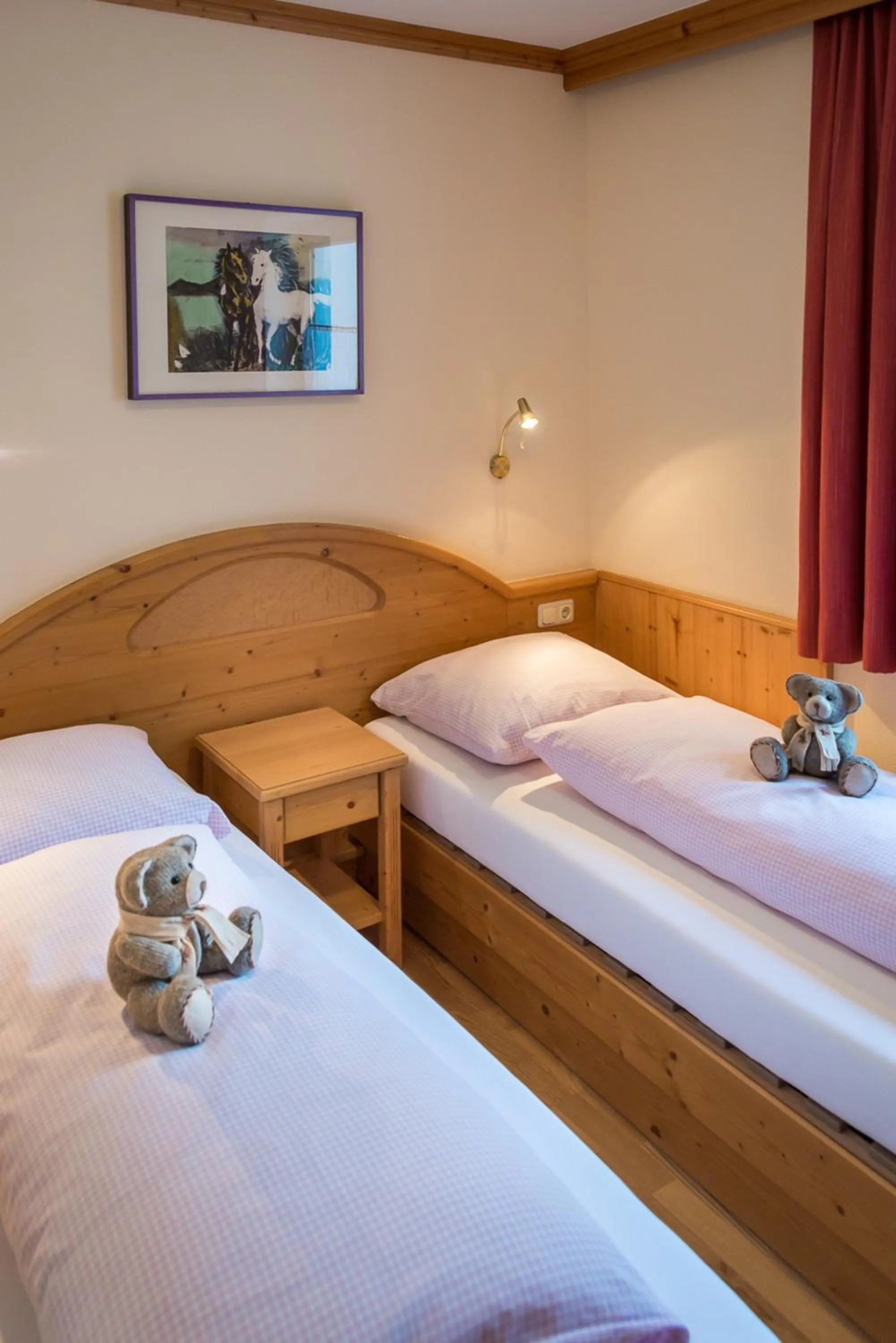 Bed in Appartementhaus Alpenrose